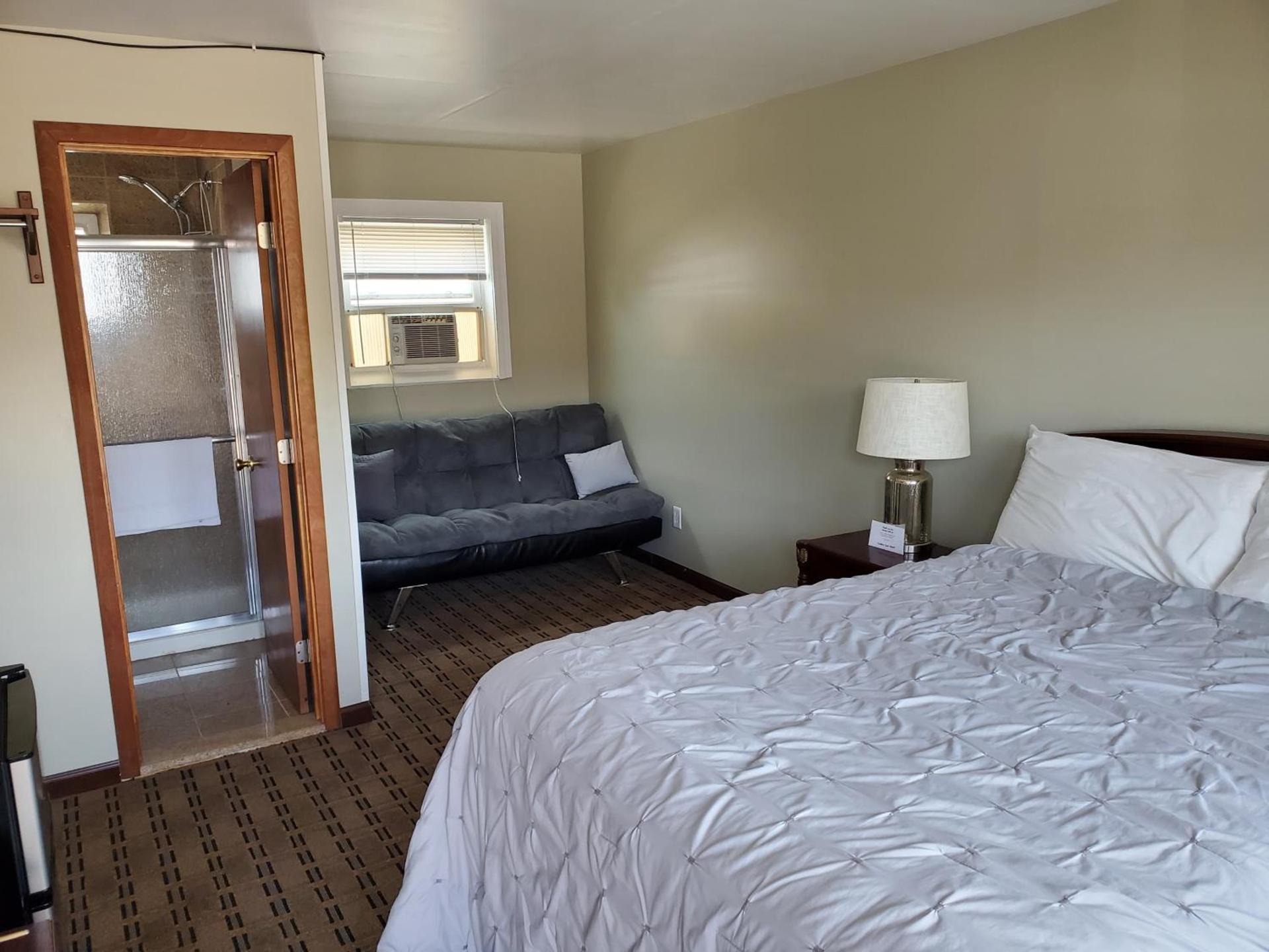 Golden Gate Lodging photo 14