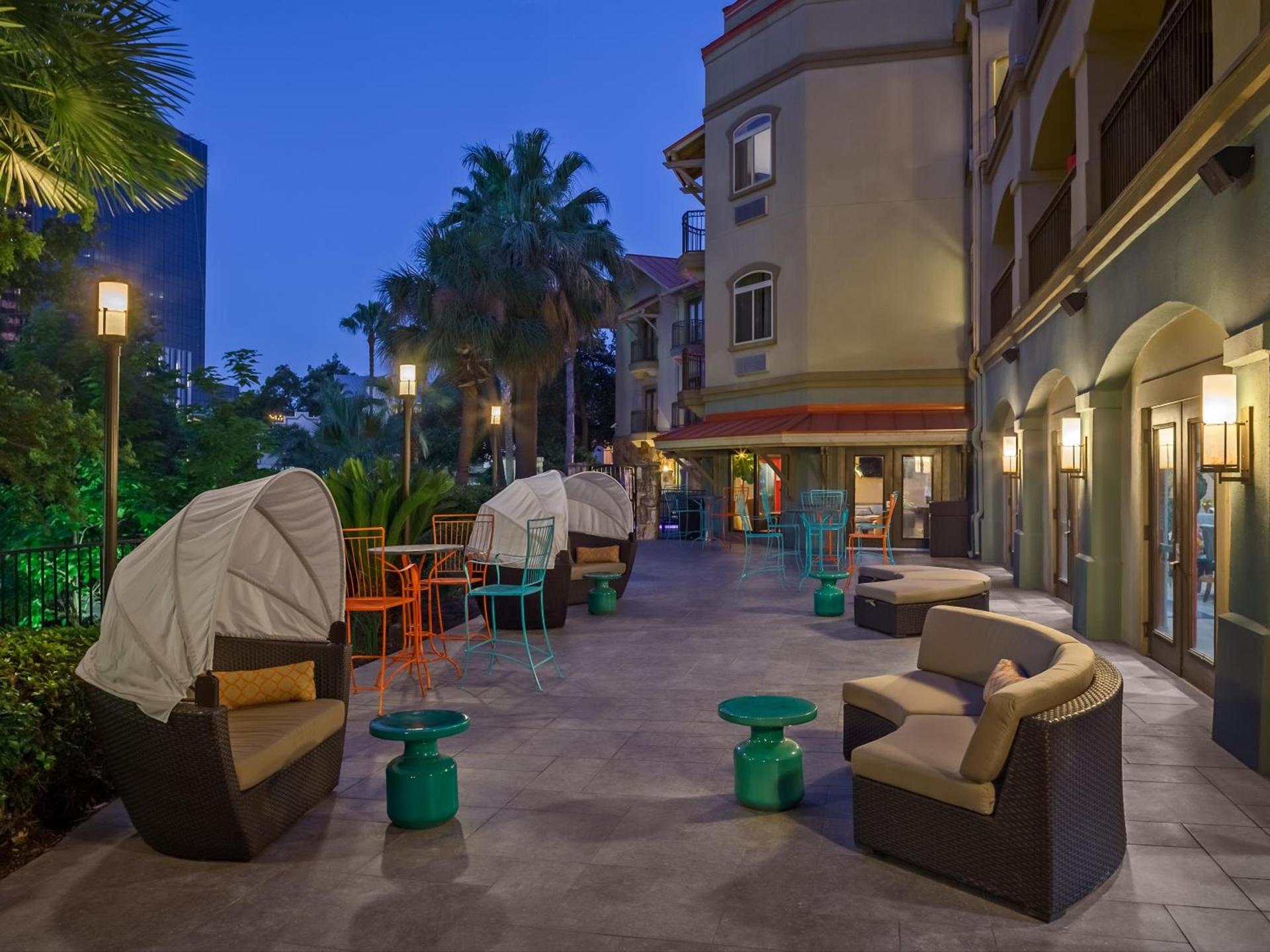 Hotel Indigo San Antonio Riverwalk by IHG photo 18