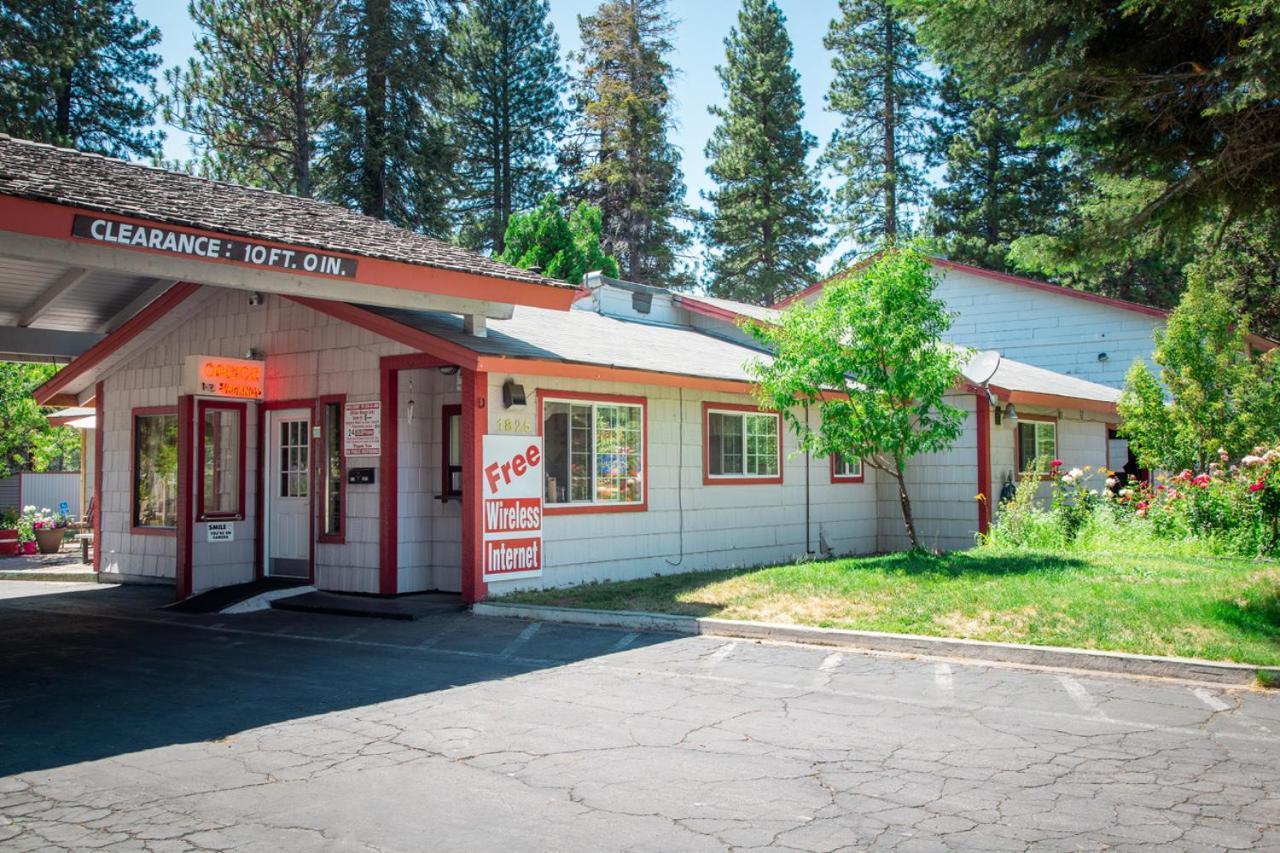 Sis Q Inn — hotel in Weed