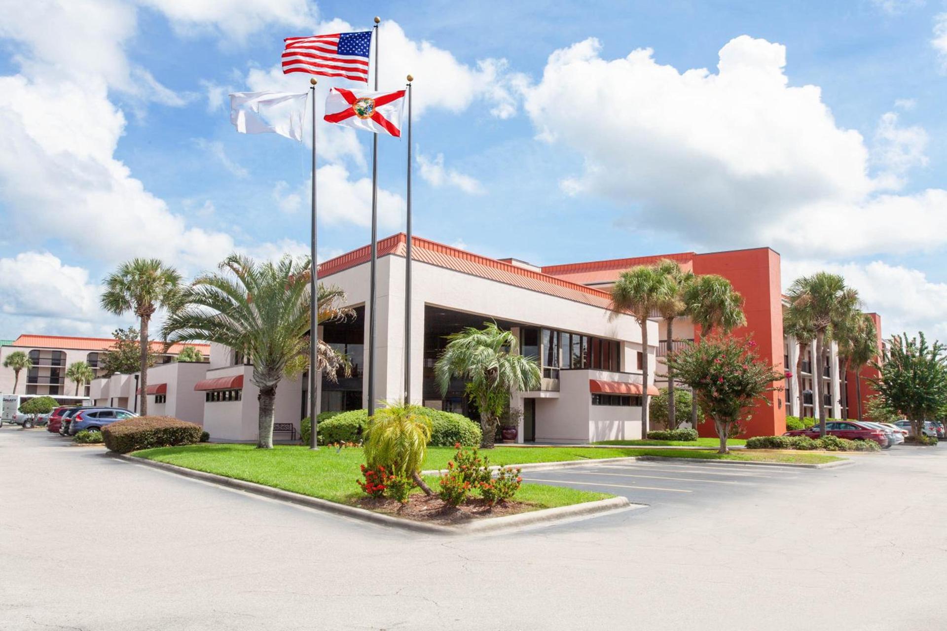 Grand Hotel Orlando at Universal Blvd - Shuttle to Theme Parks photo 1