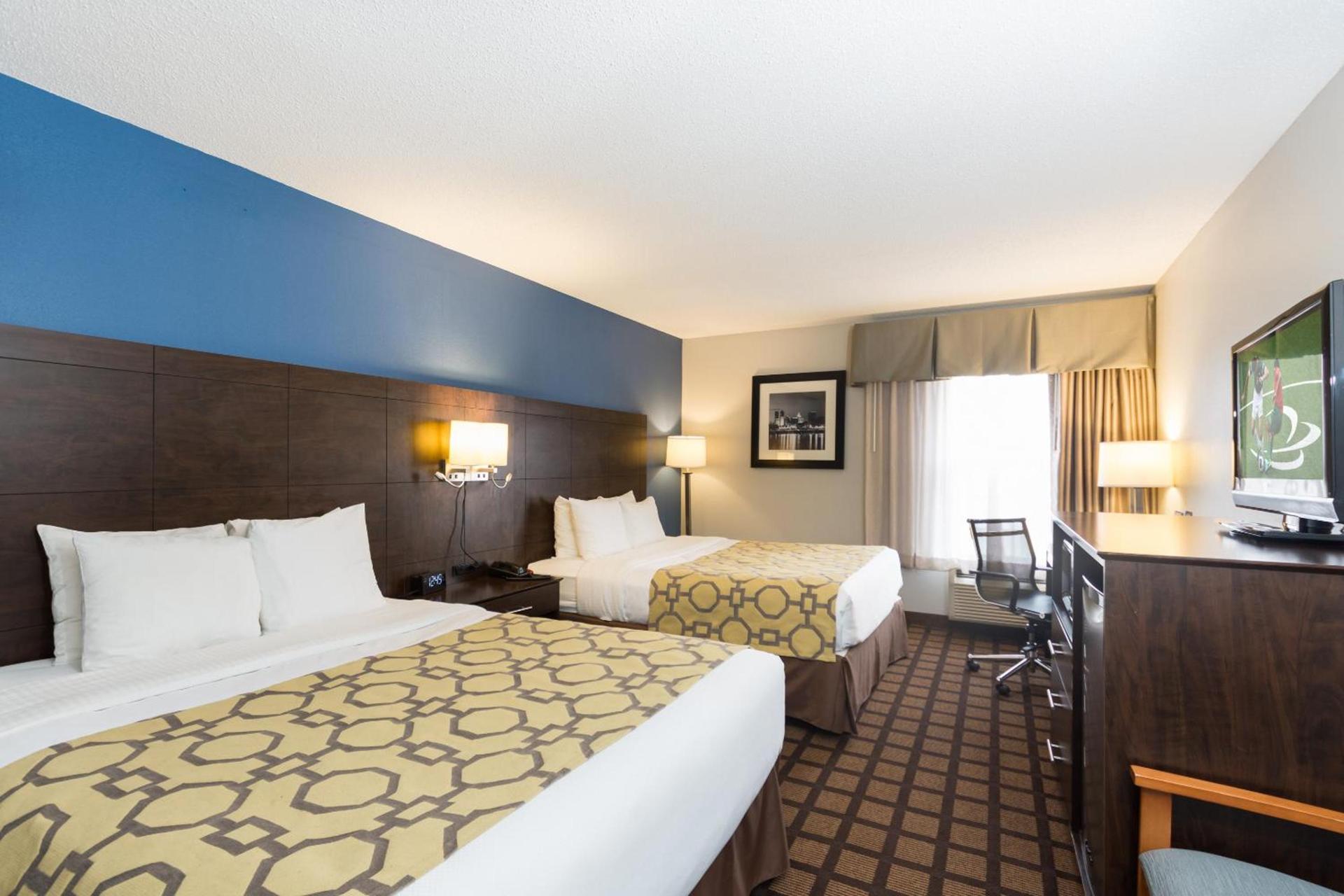 Baymont by Wyndham Morton photo 19
