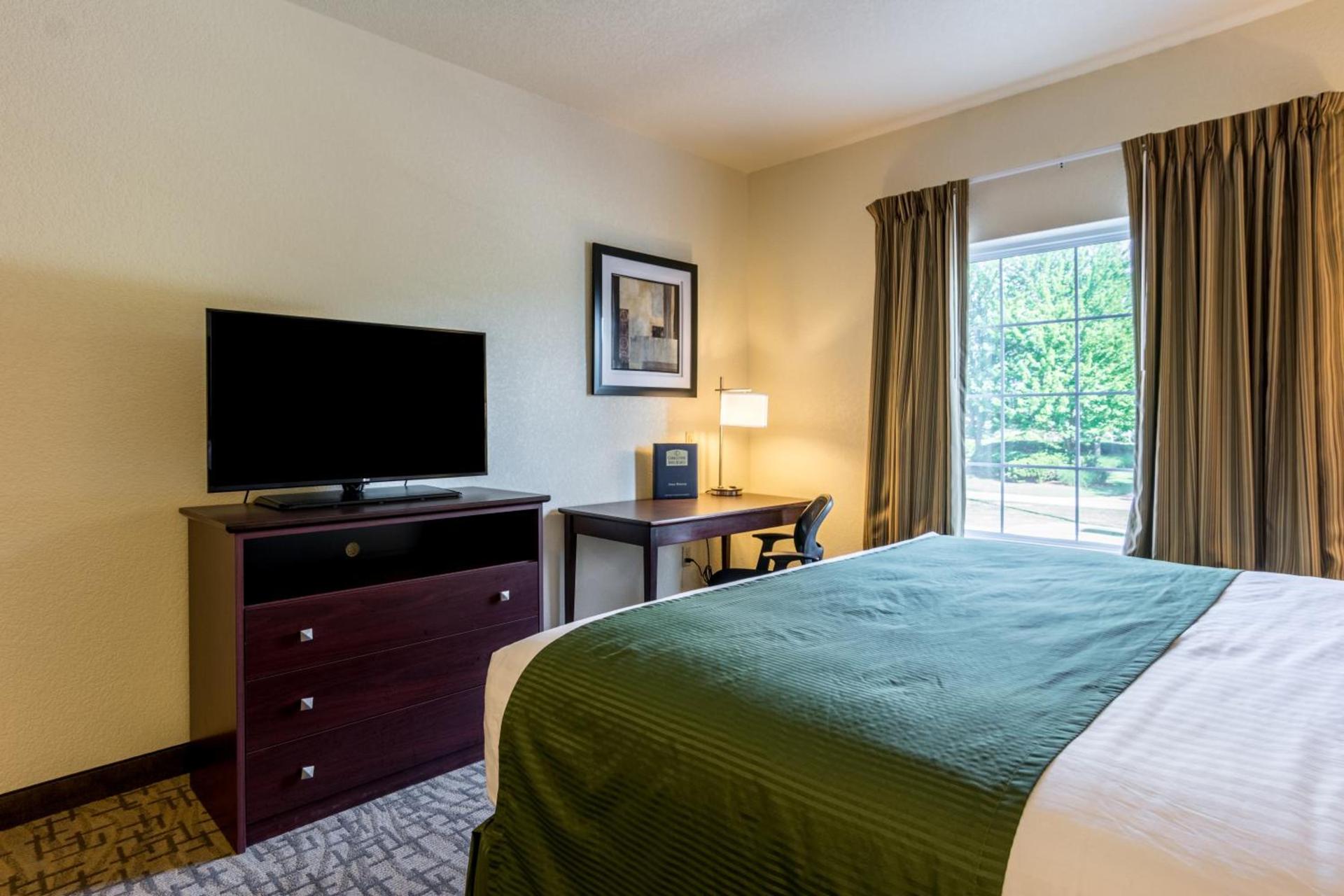 Cobblestone Hotel & Suites - Erie photo 24