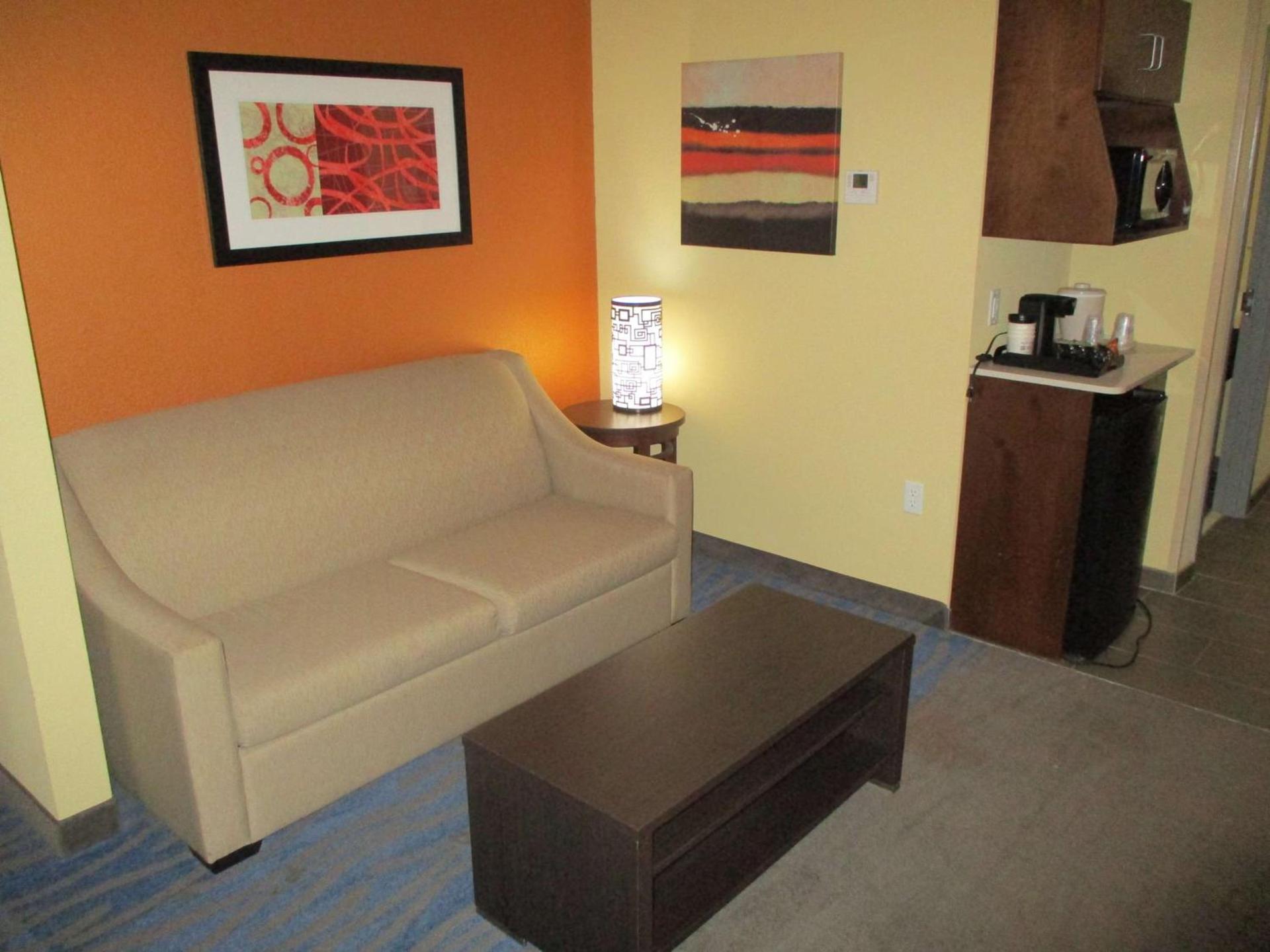 Best Western St. Louis Airport North Hotel & Suites photo 21
