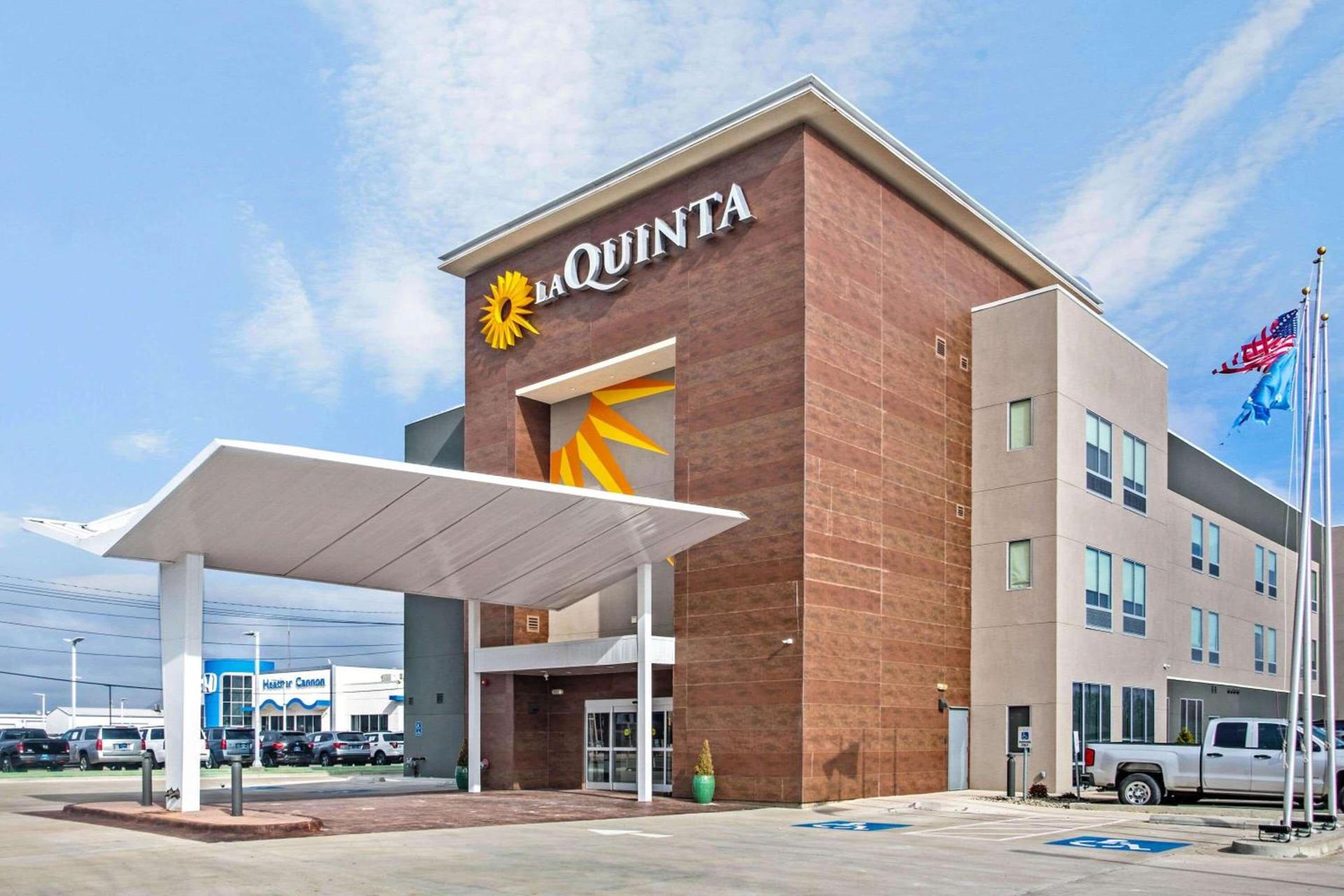 La Quinta by Wyndham Ponca City photo 28
