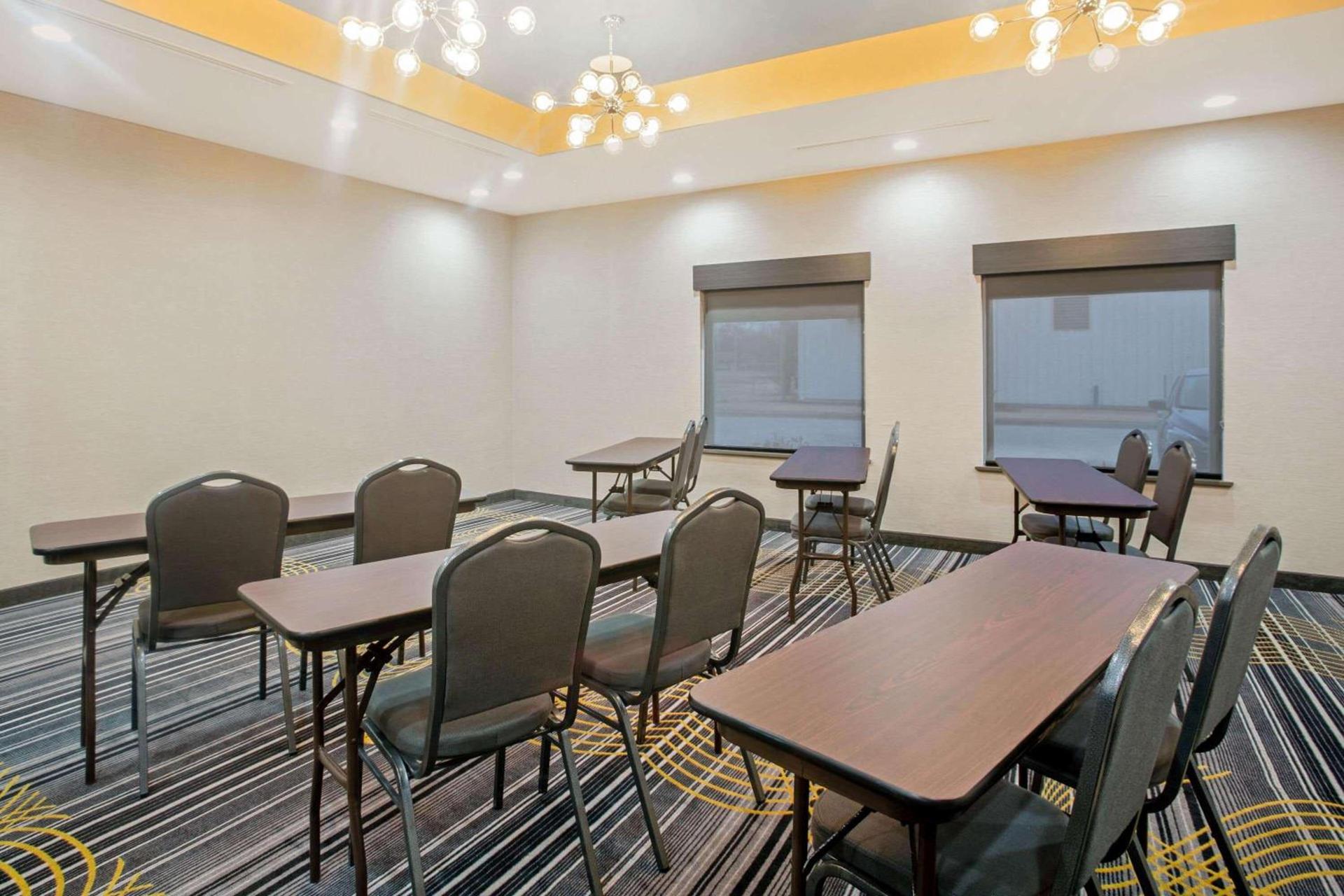 La Quinta by Wyndham Ponca City photo 51