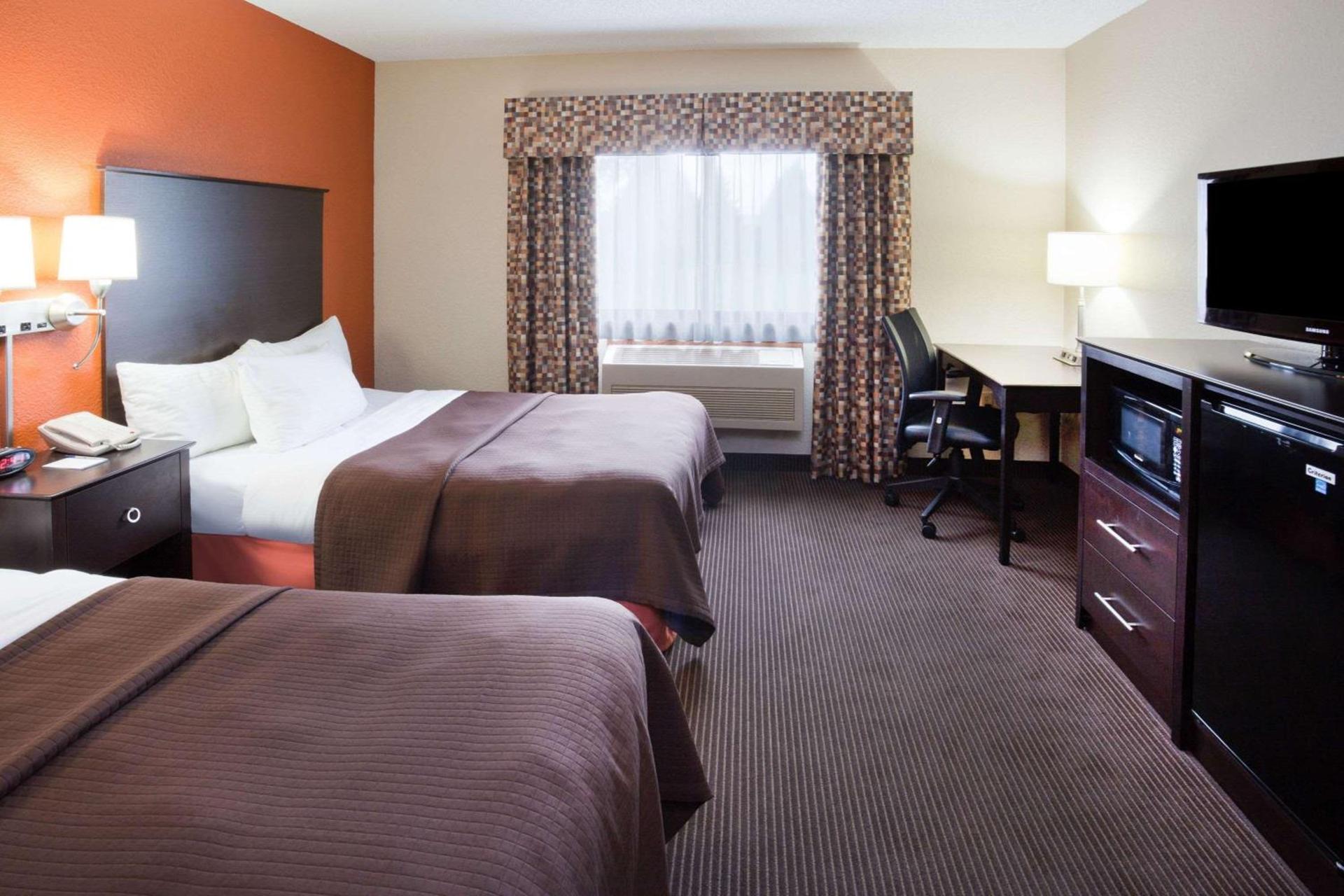 AmericInn by Wyndham Plover Stevens Point photo 8