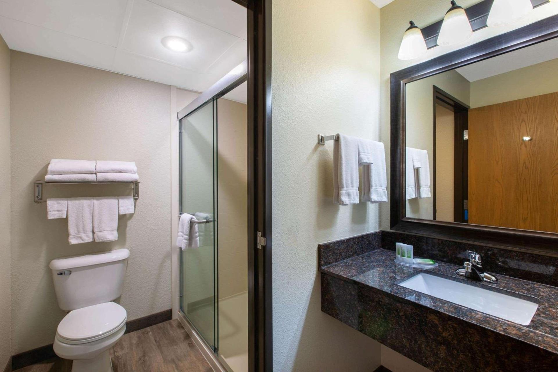 AmericInn by Wyndham Merrill photo 30