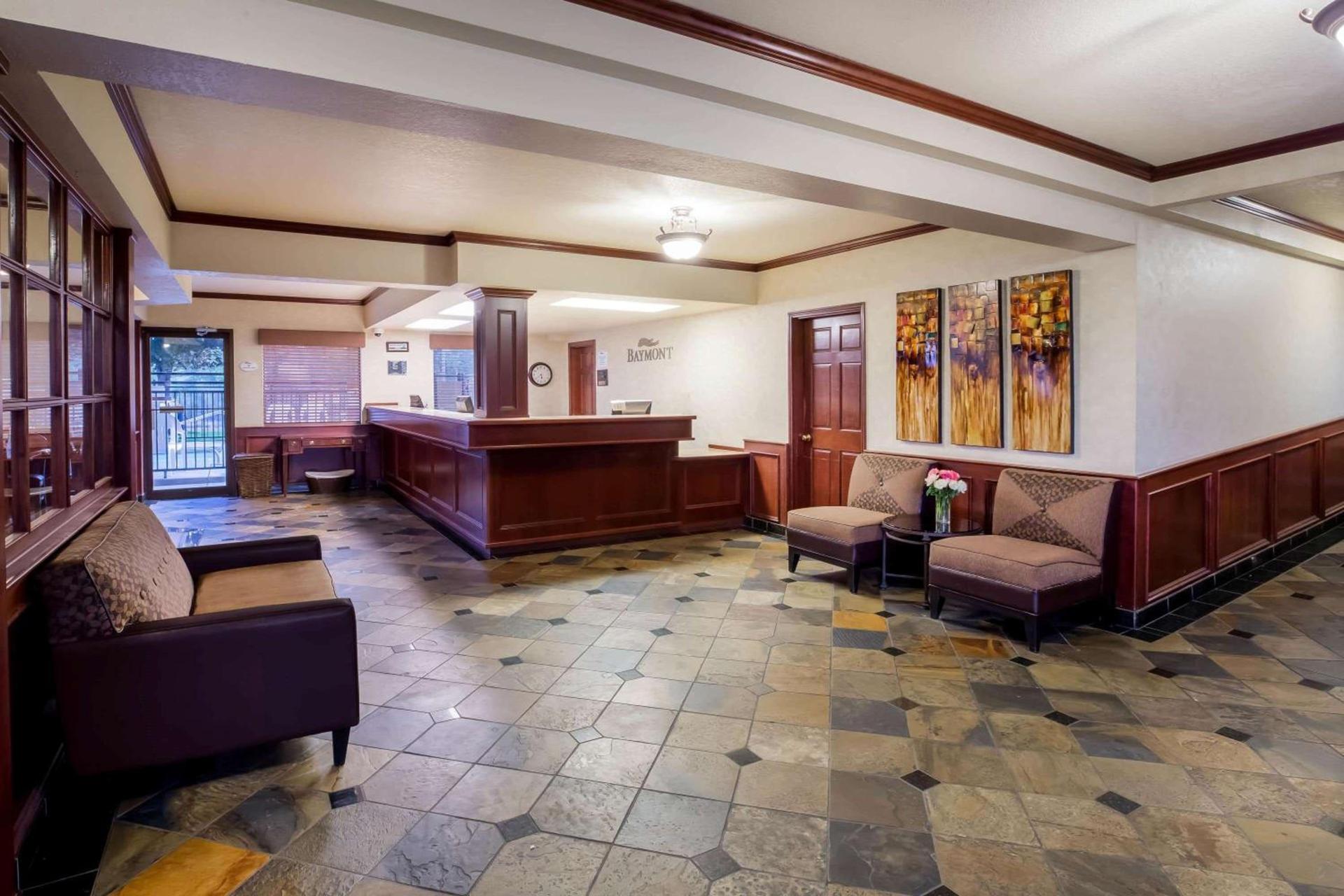 Baymont by Wyndham Yakima Riverfront photo 54