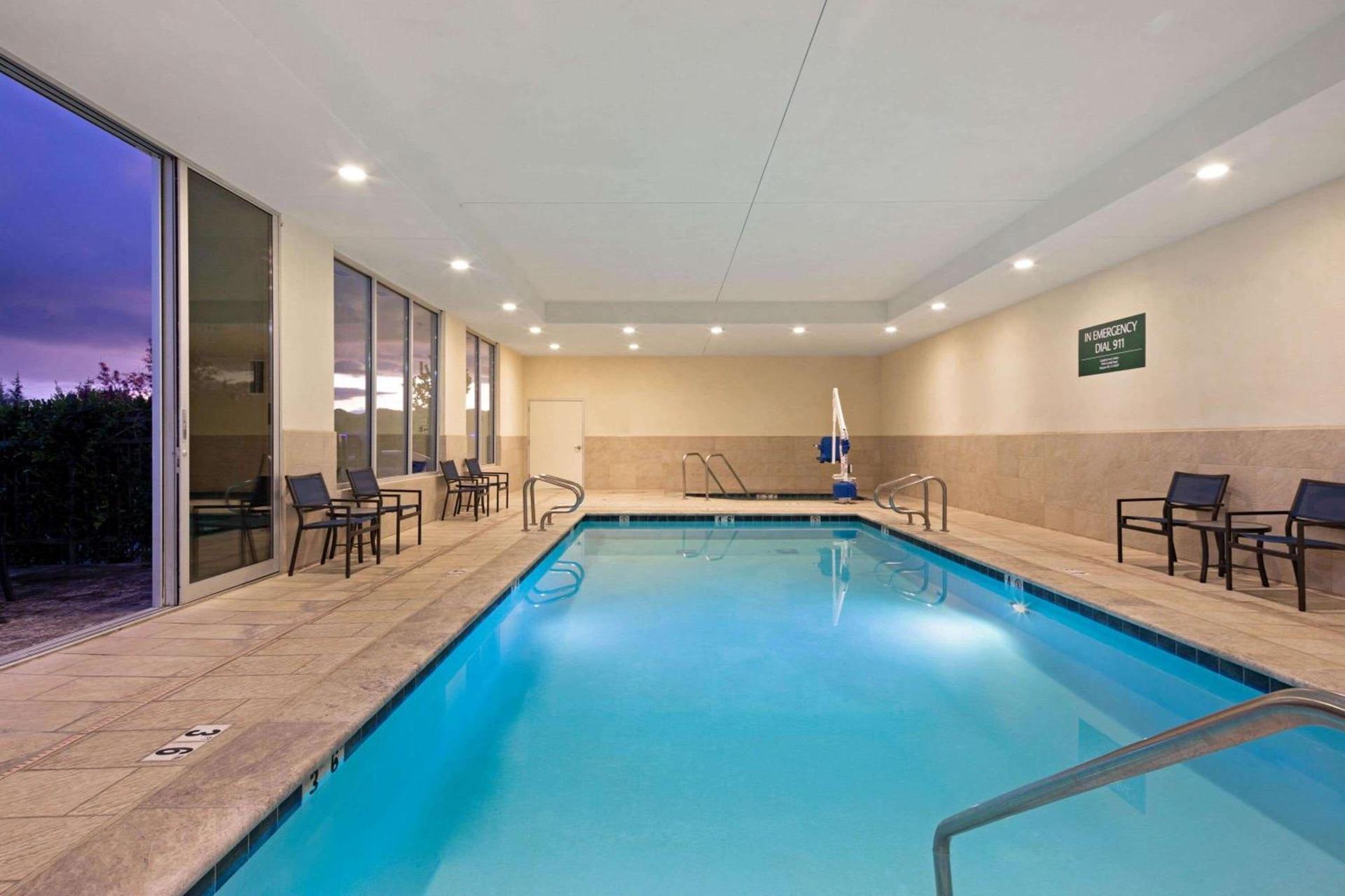 La Quinta by Wyndham Morgan Hill-San Jose South photo 4