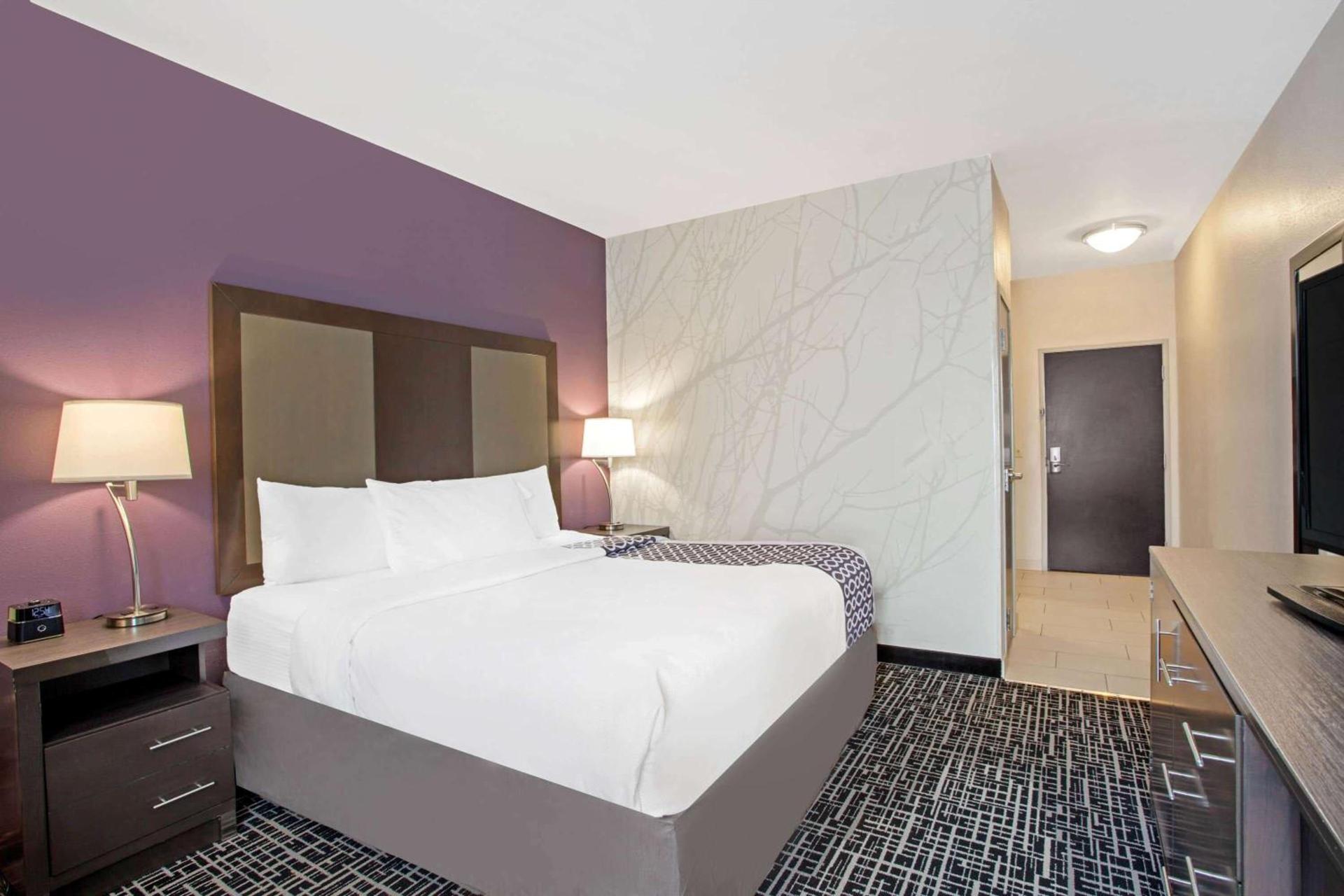 La Quinta by Wyndham York photo 14