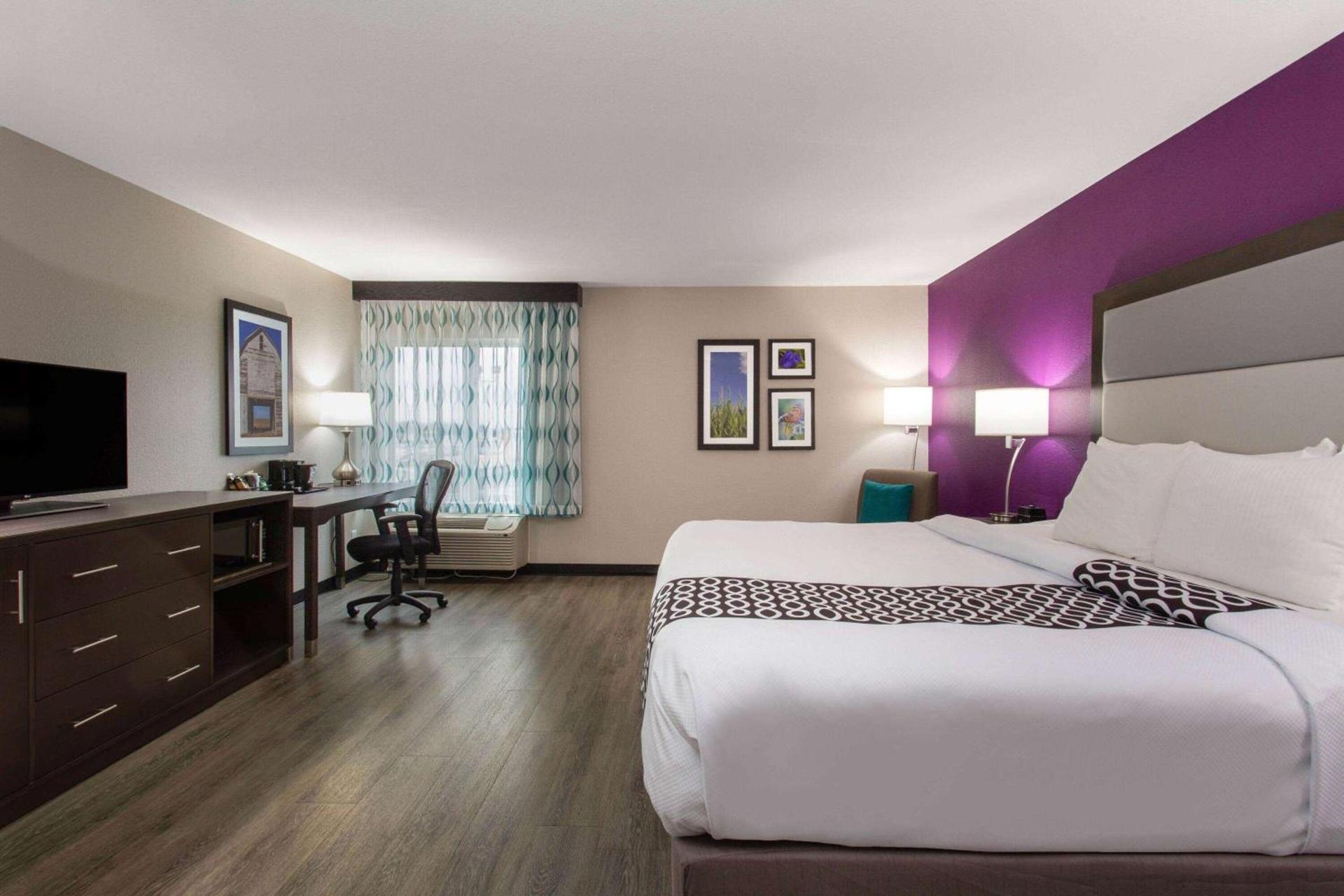 La Quinta by Wyndham Effingham photo 33