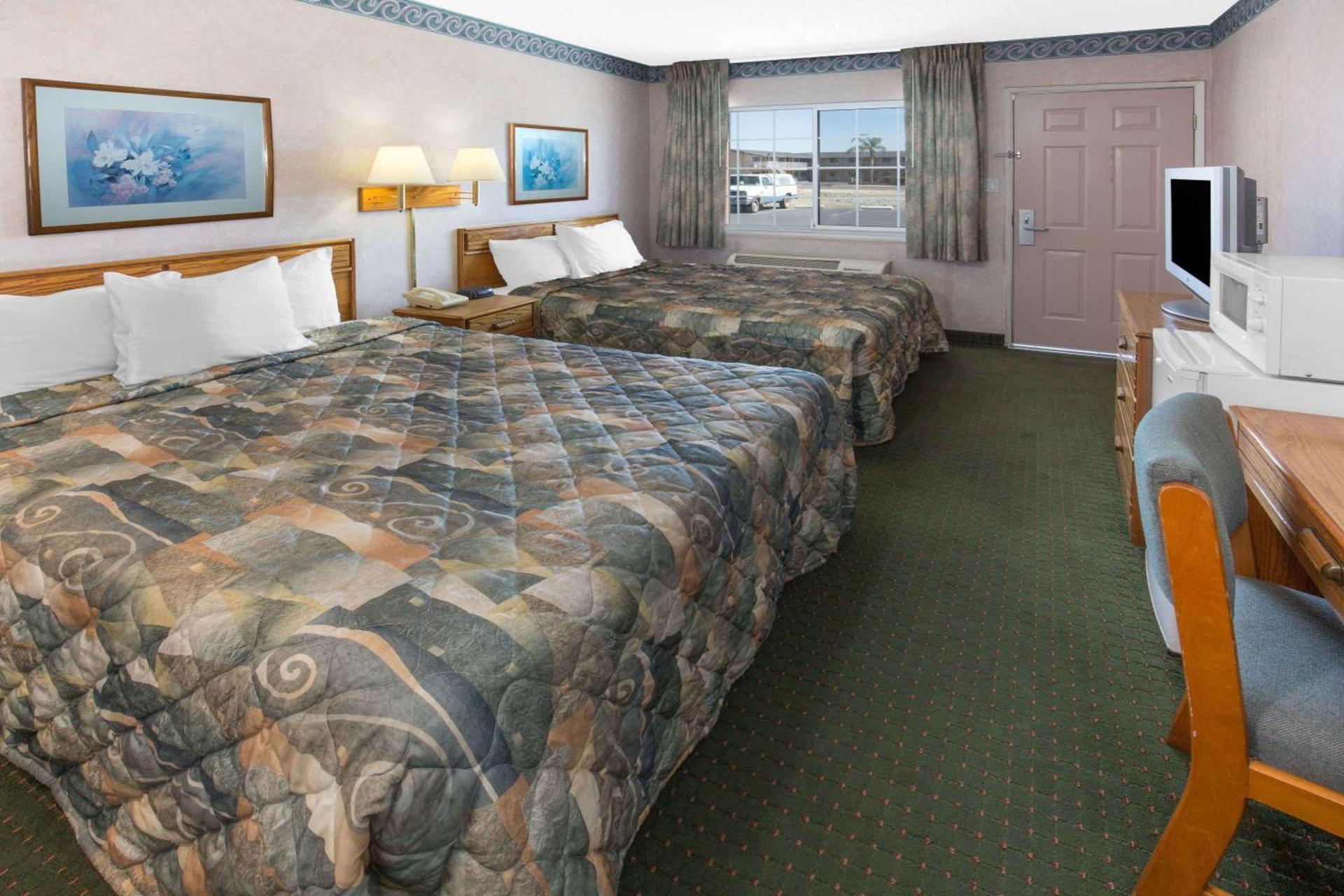 Days Inn by Wyndham Oroville photo 23