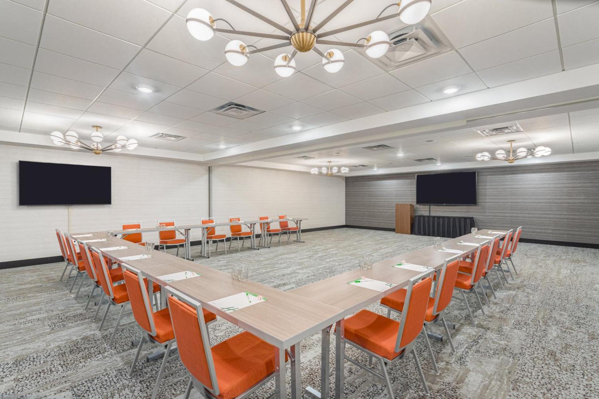 Holiday Inn - Columbus by IHG photo 29