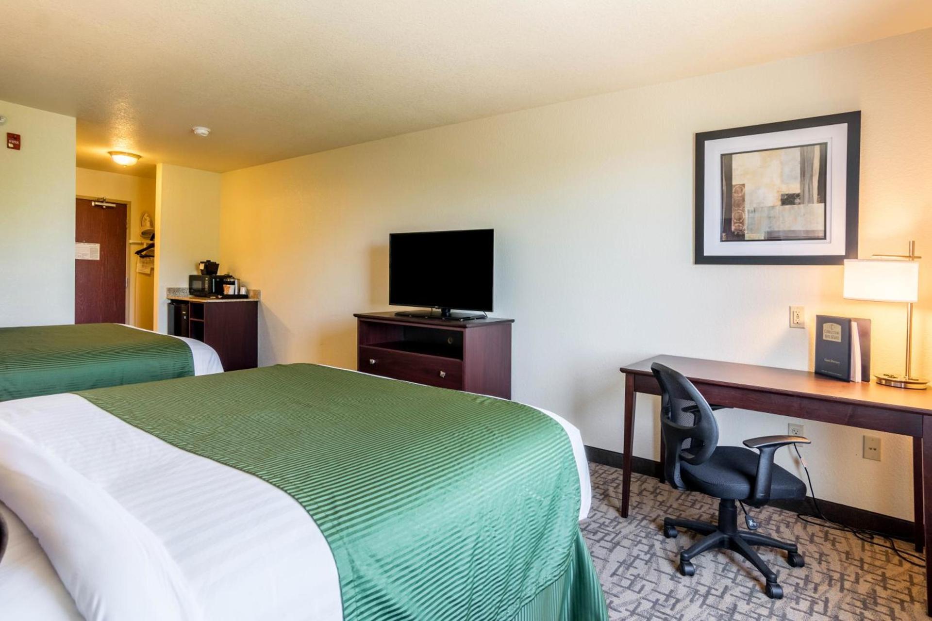Cobblestone Hotel & Suites - Erie photo 12