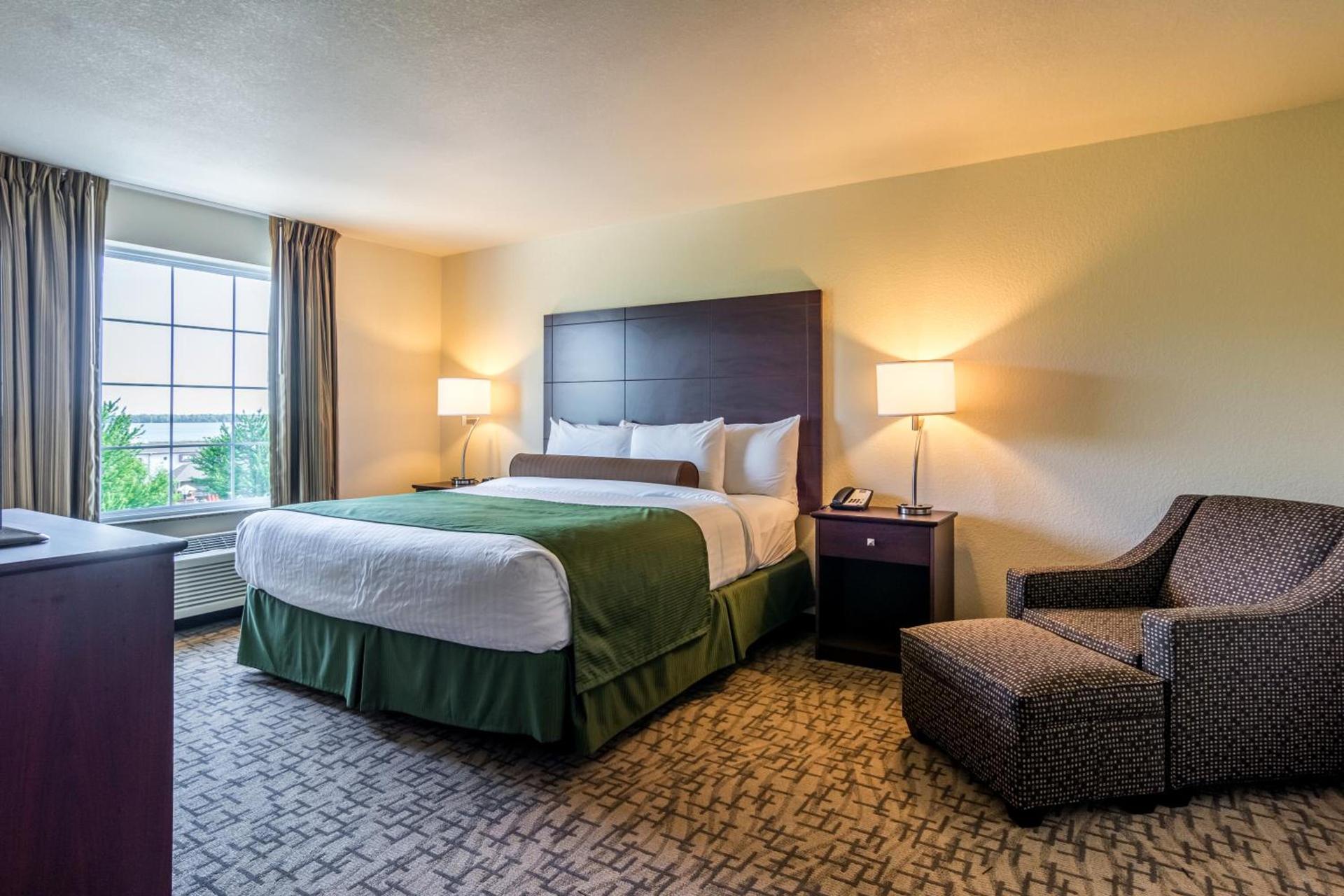 Cobblestone Hotel & Suites - Erie photo 9
