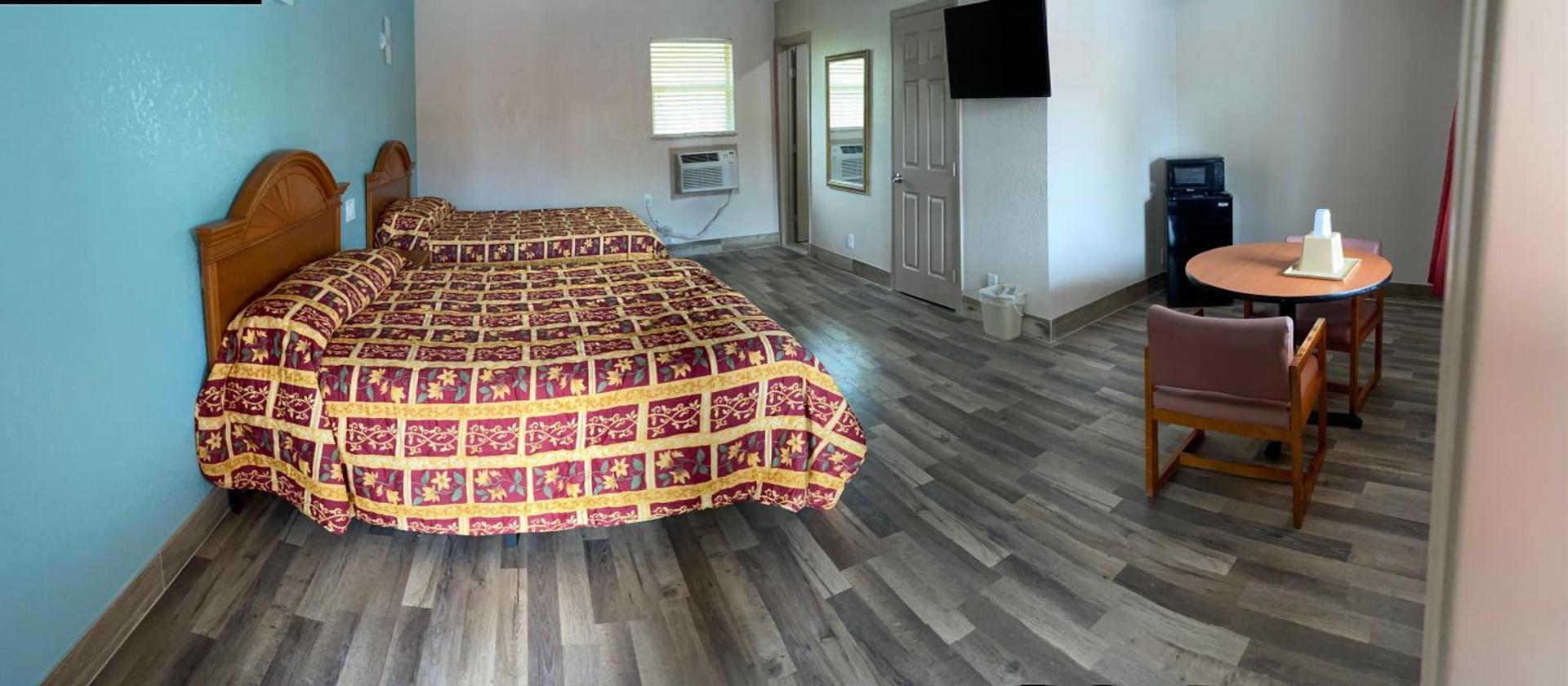 Red Carpet Inn Daytona Beach photo 15