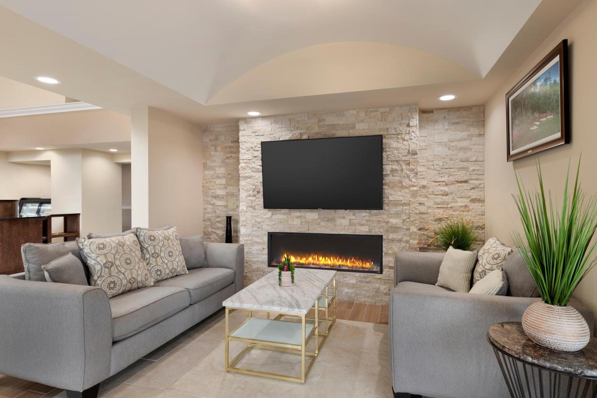 Garner Hotel Augusta West by IHG photo 60