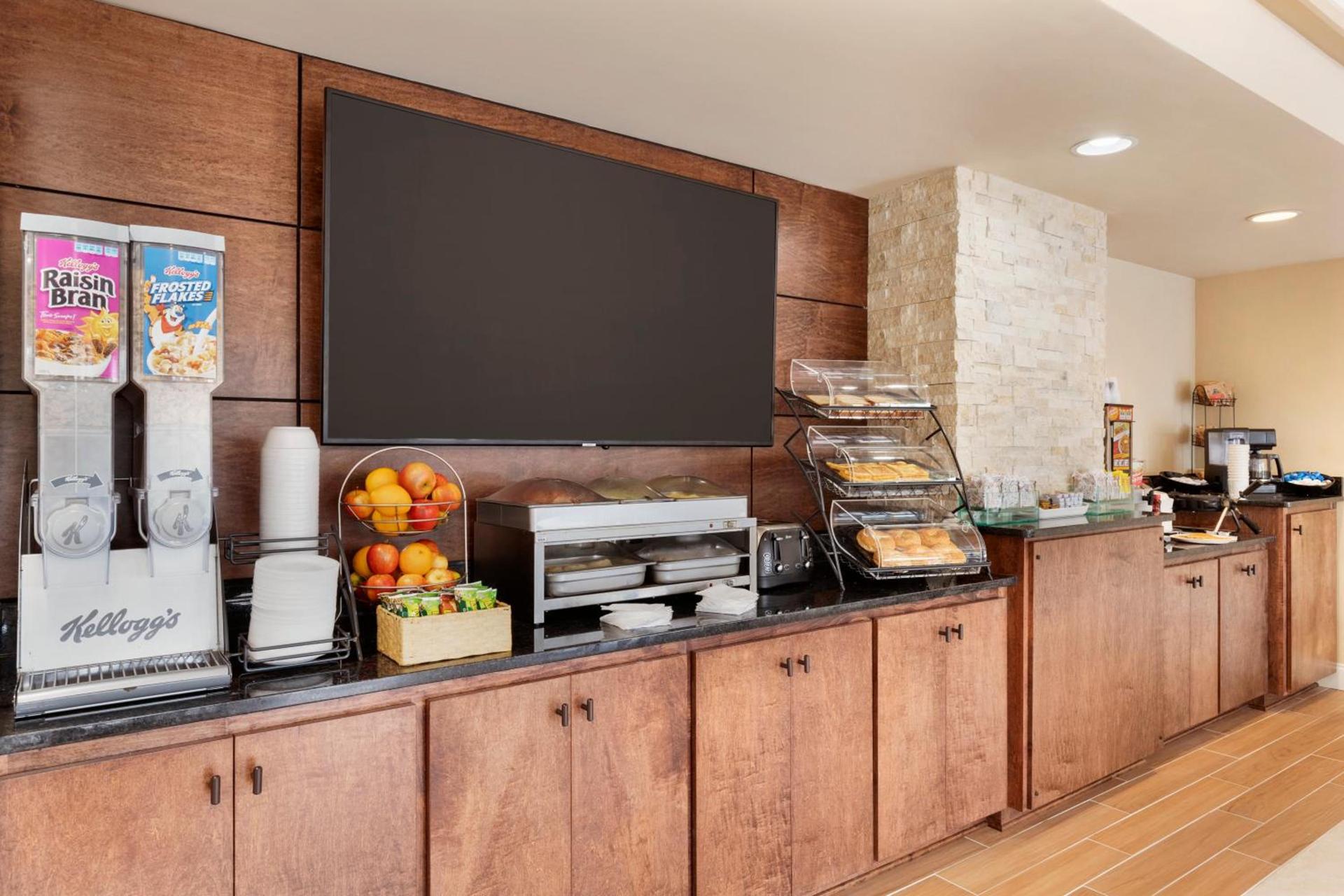 Garner Hotel Augusta West by IHG photo 23