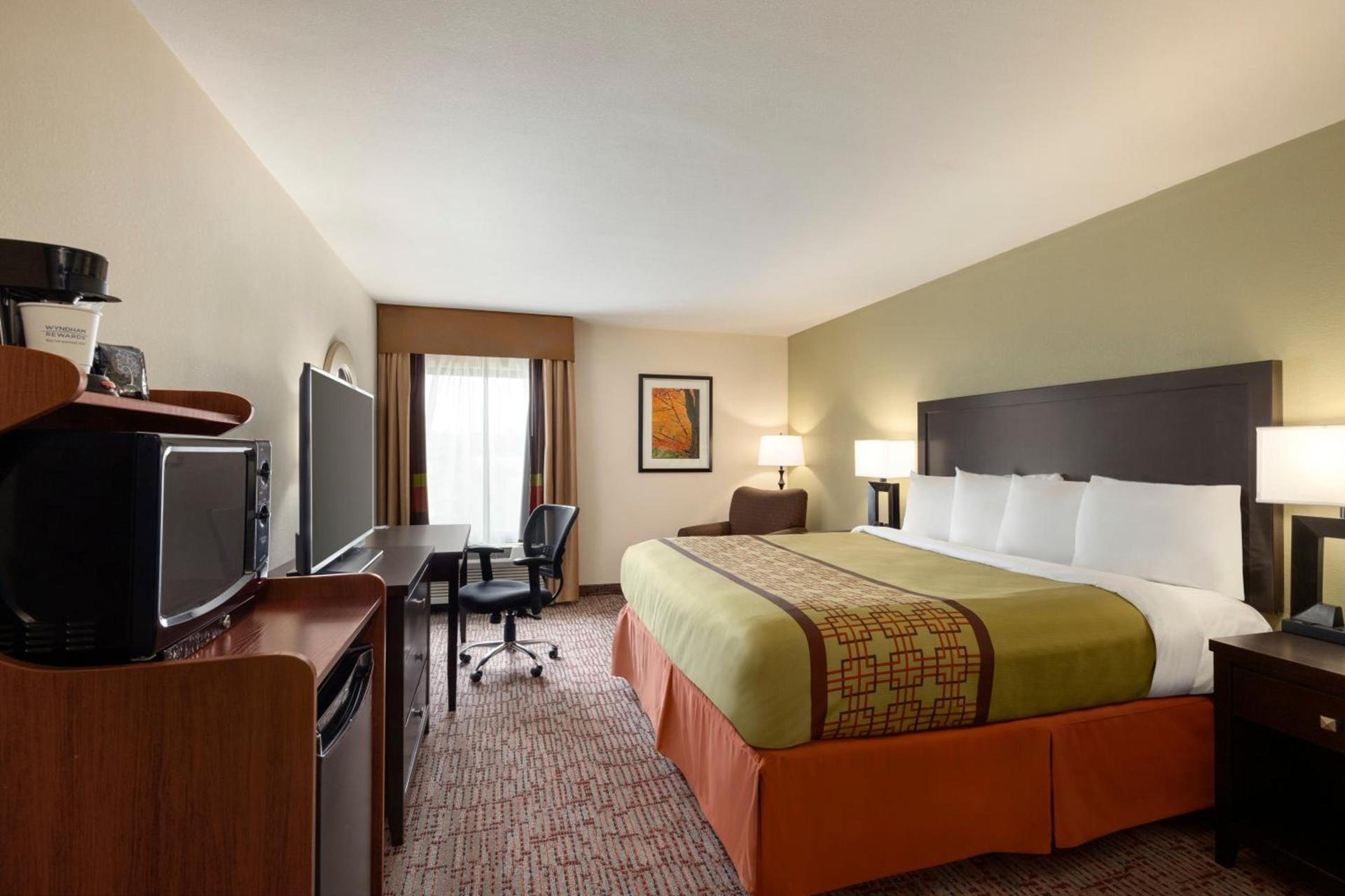 Garner Hotel Augusta West by IHG photo 63