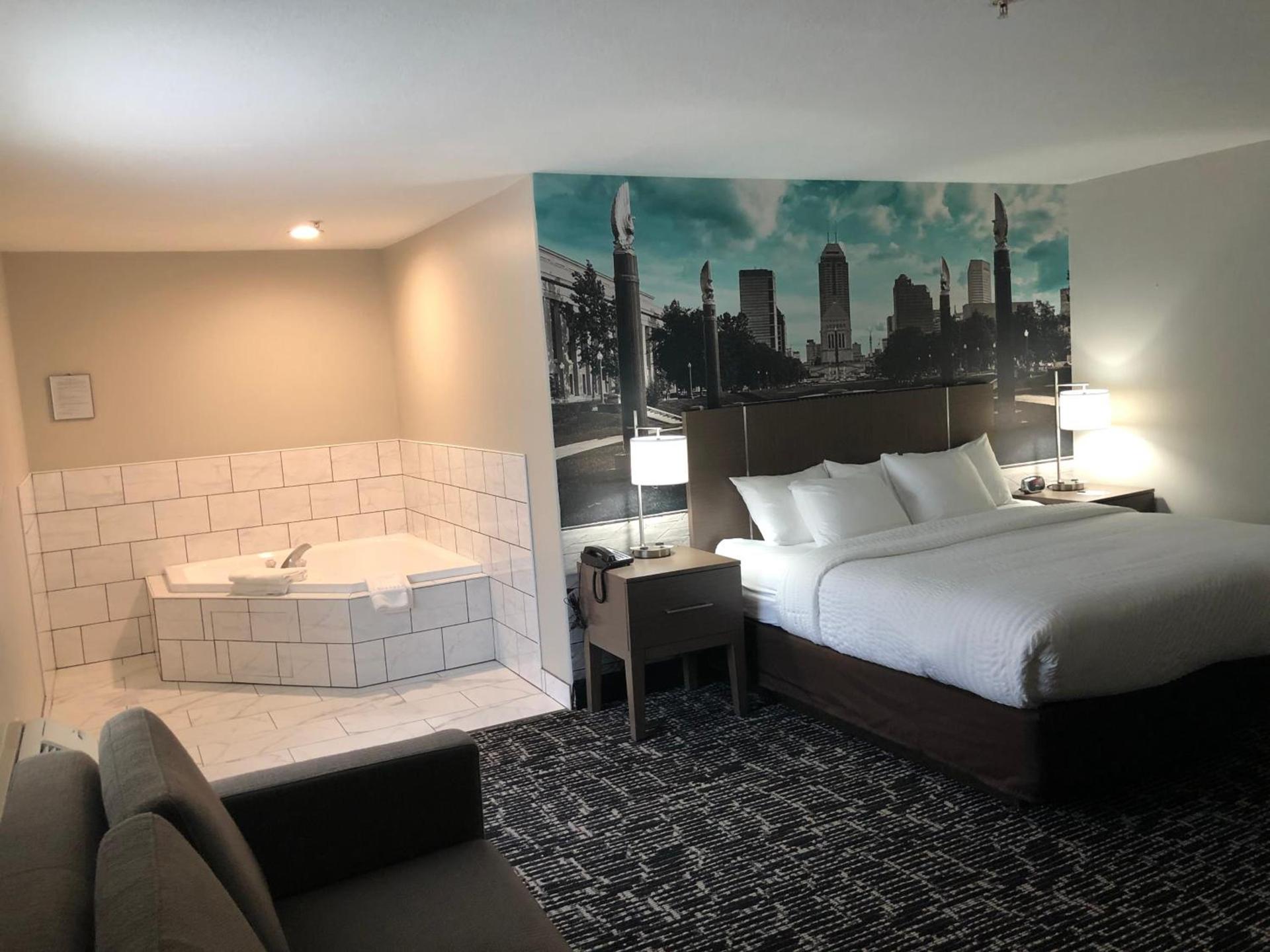 Clarion Pointe Indianapolis Airport photo 45