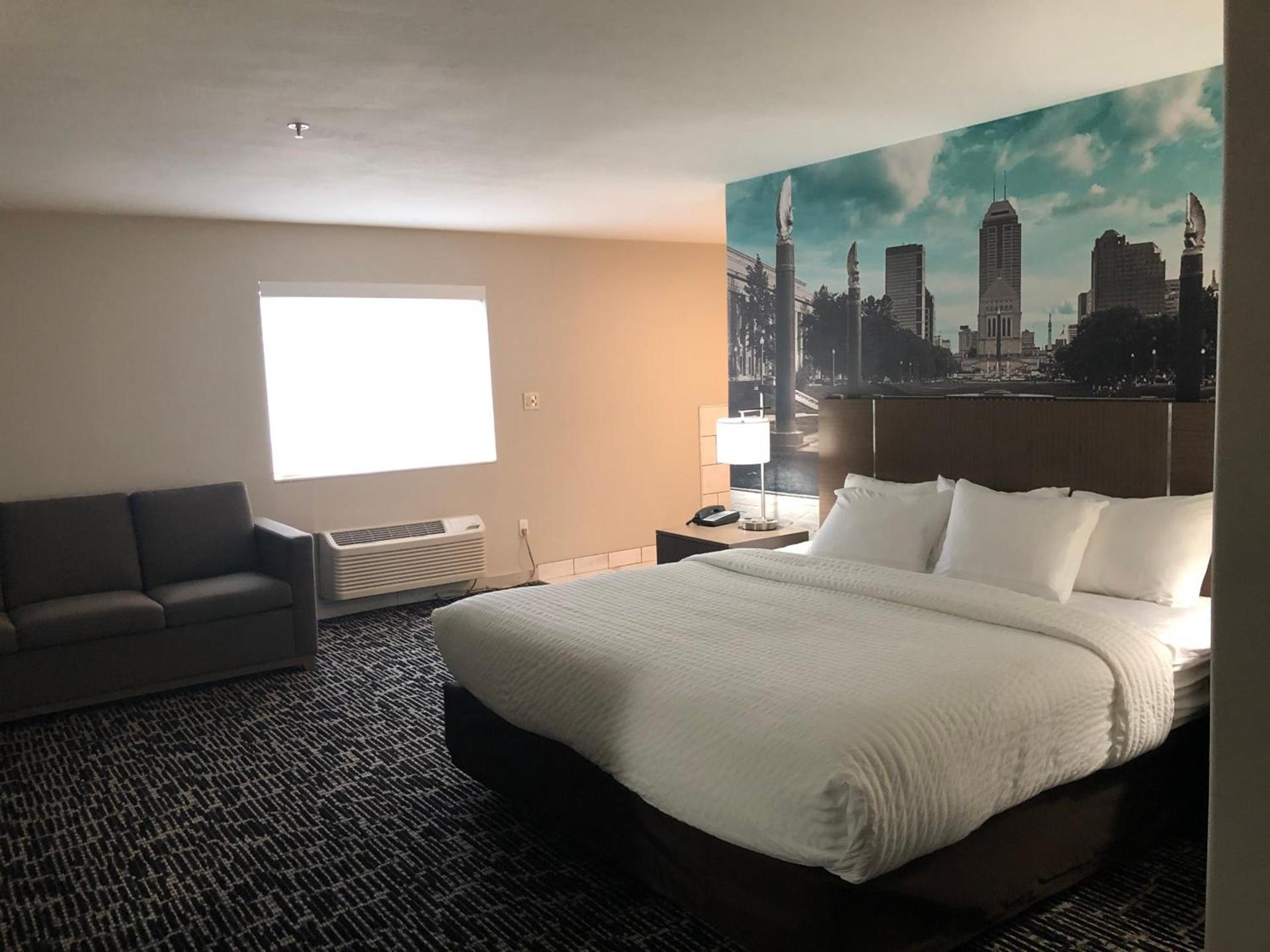 Clarion Pointe Indianapolis Airport photo 50