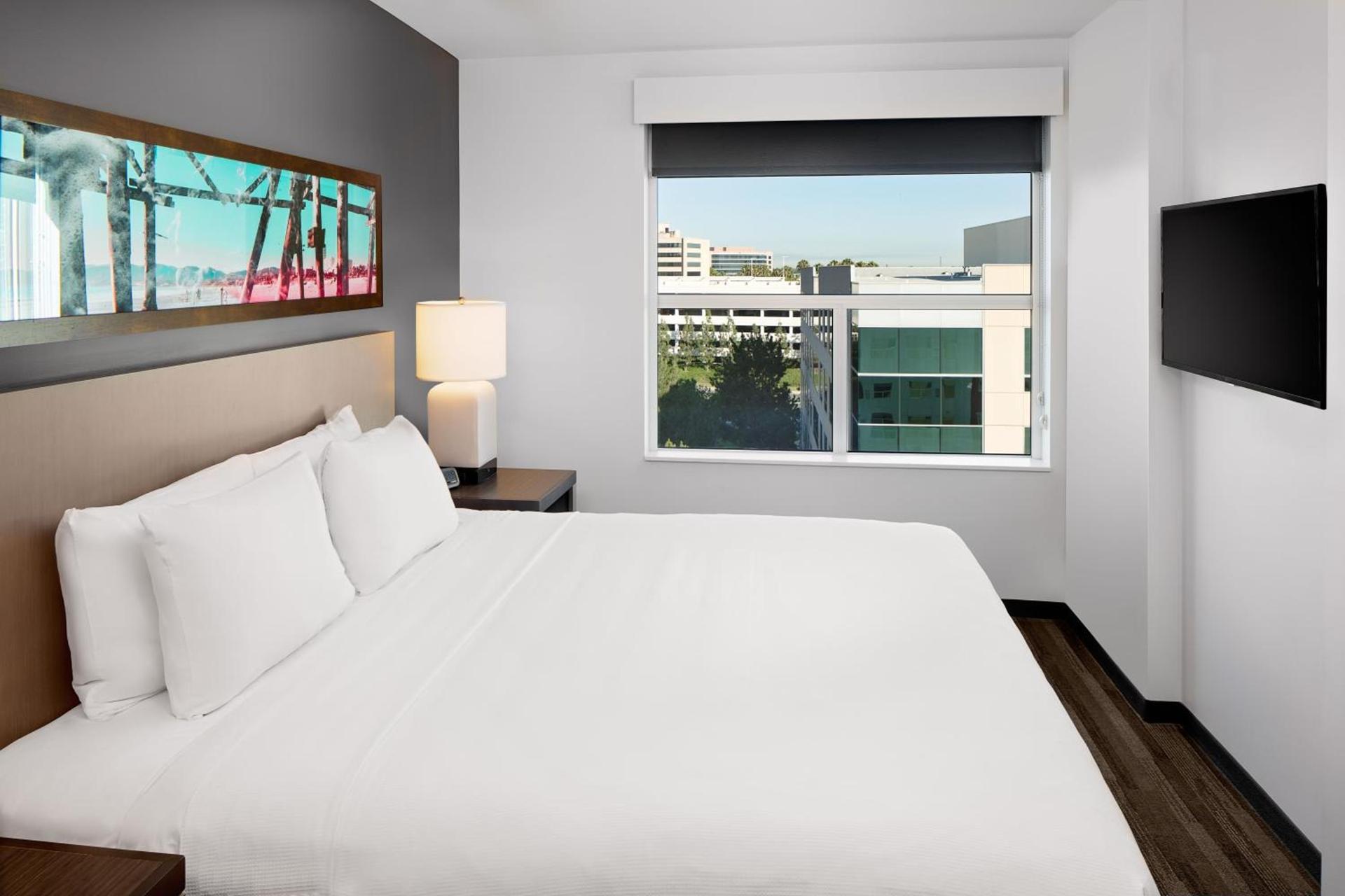Hyatt House Irvine/John Wayne Airport photo 18