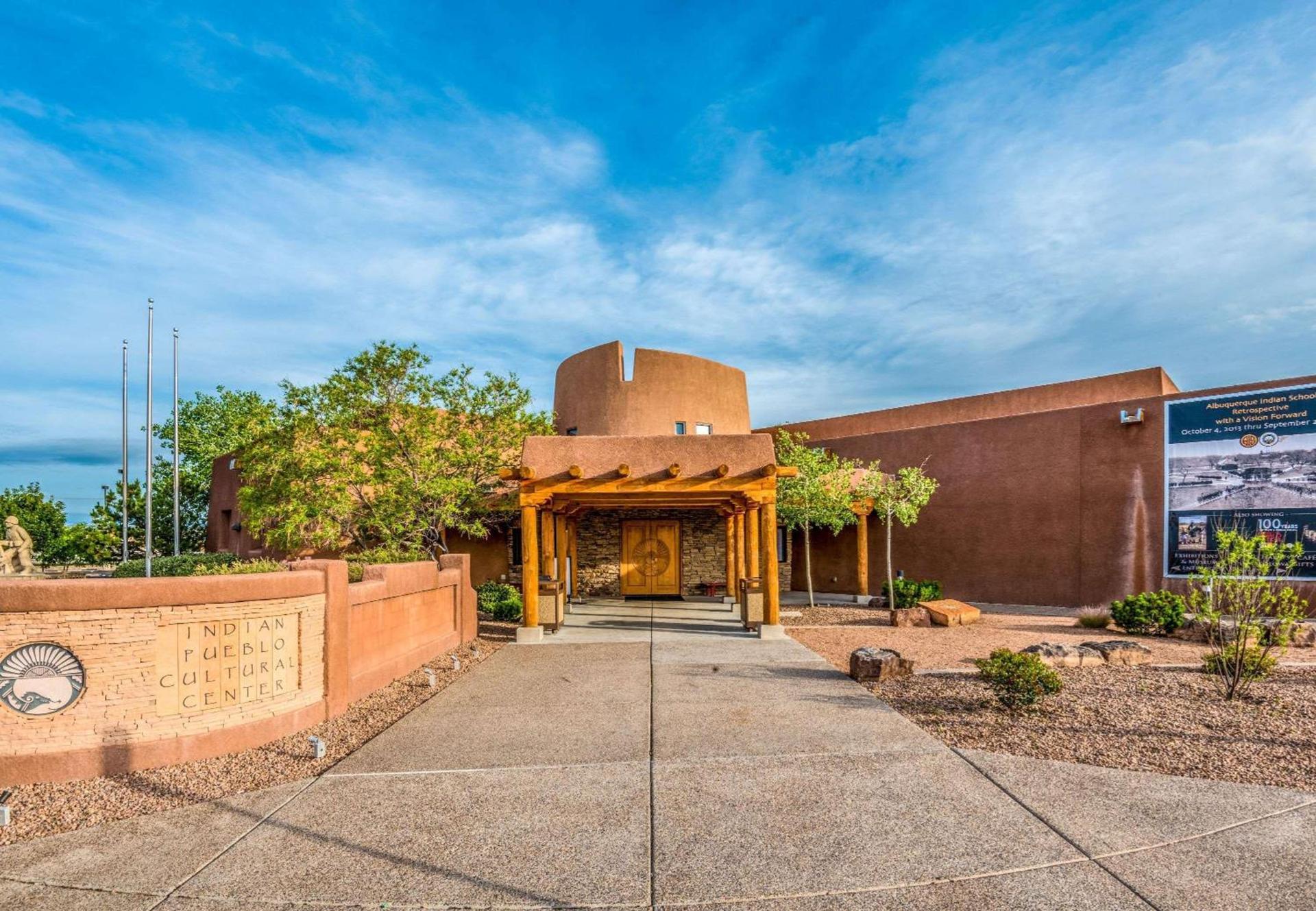 Garner Hotel Albuquerque West by IHG photo 2
