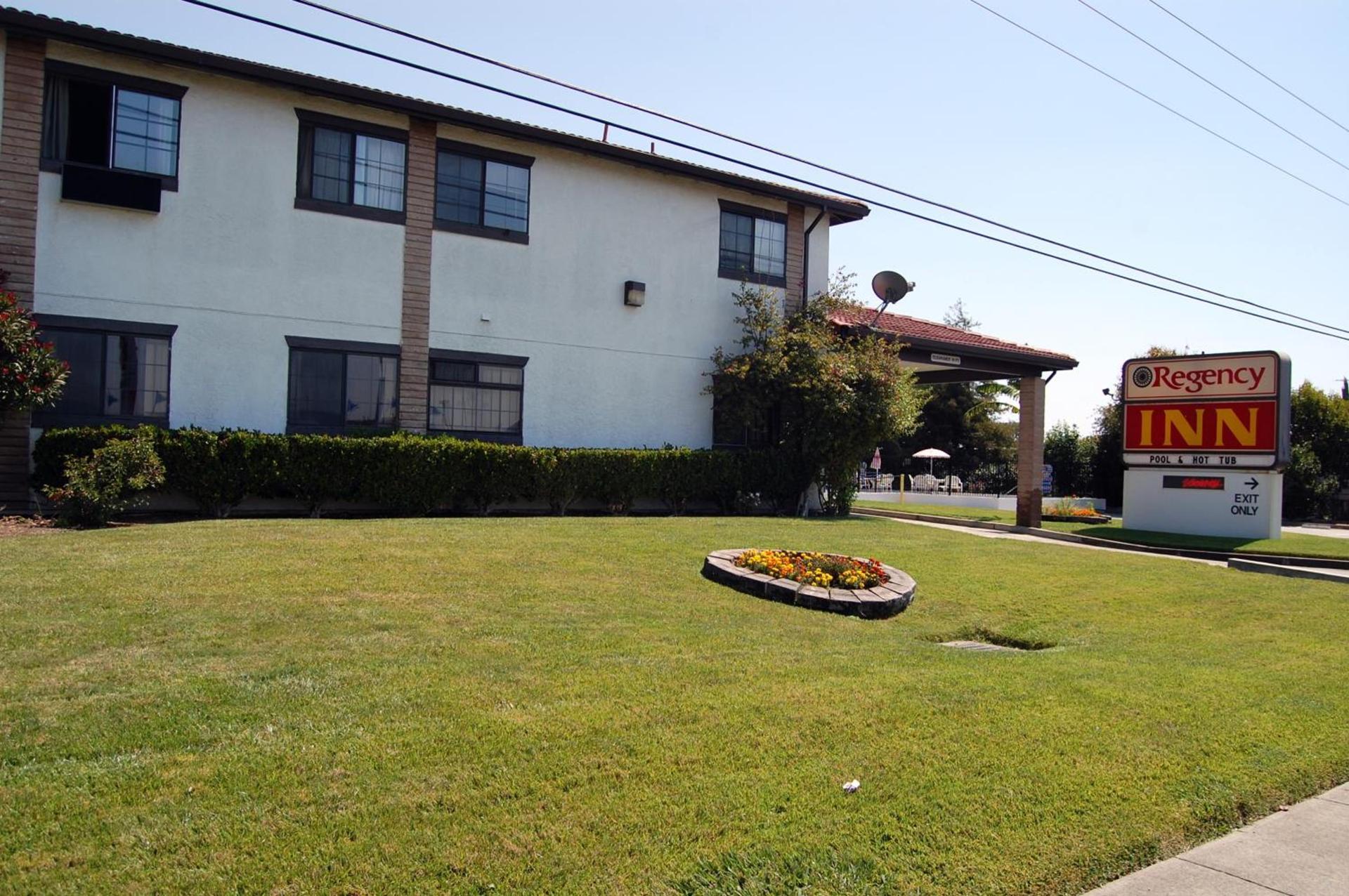 Travelodge by Wyndham Vallejo photo 8