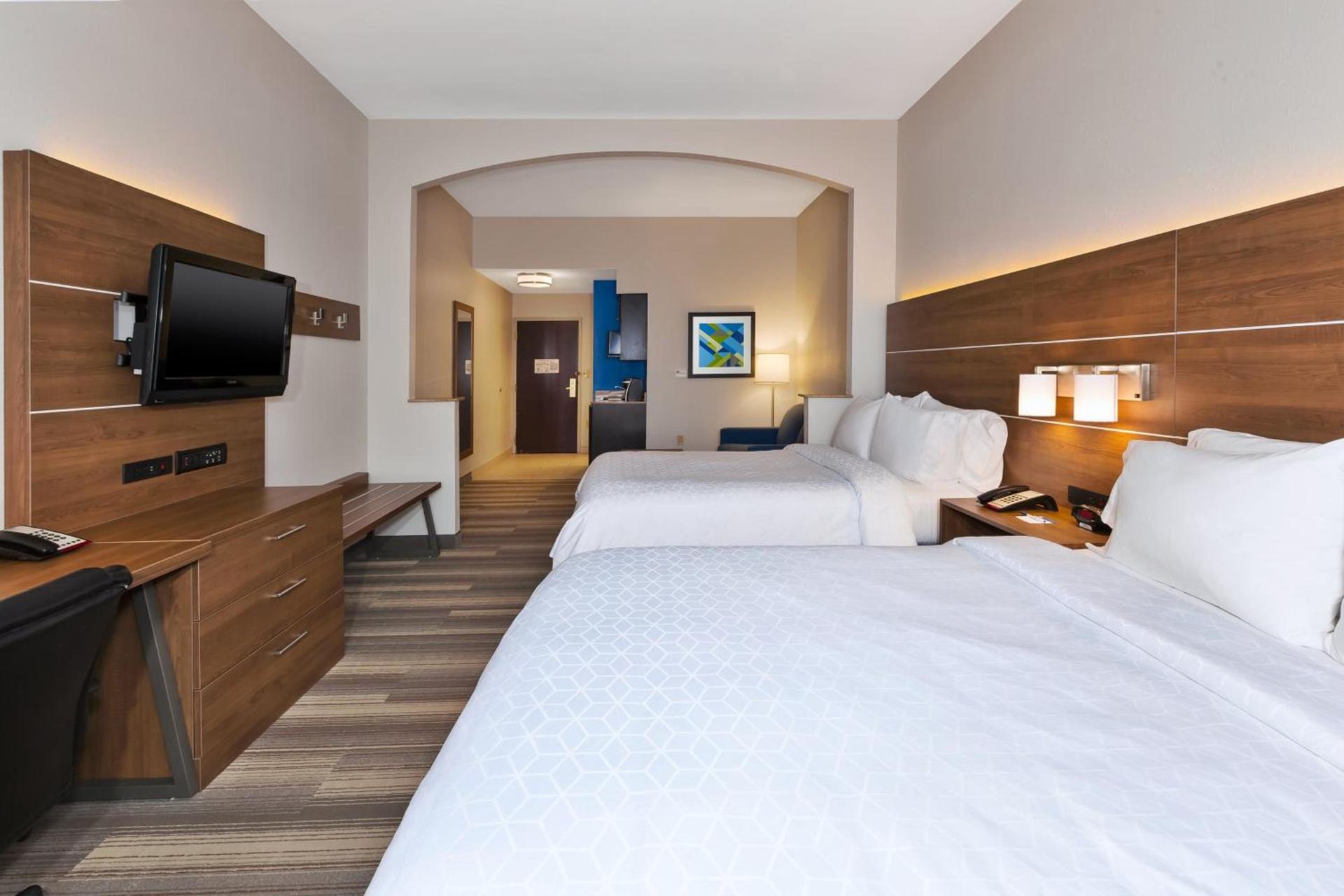 Holiday Inn Express Hotel & Suites Warminster-Horsham by IHG photo 34
