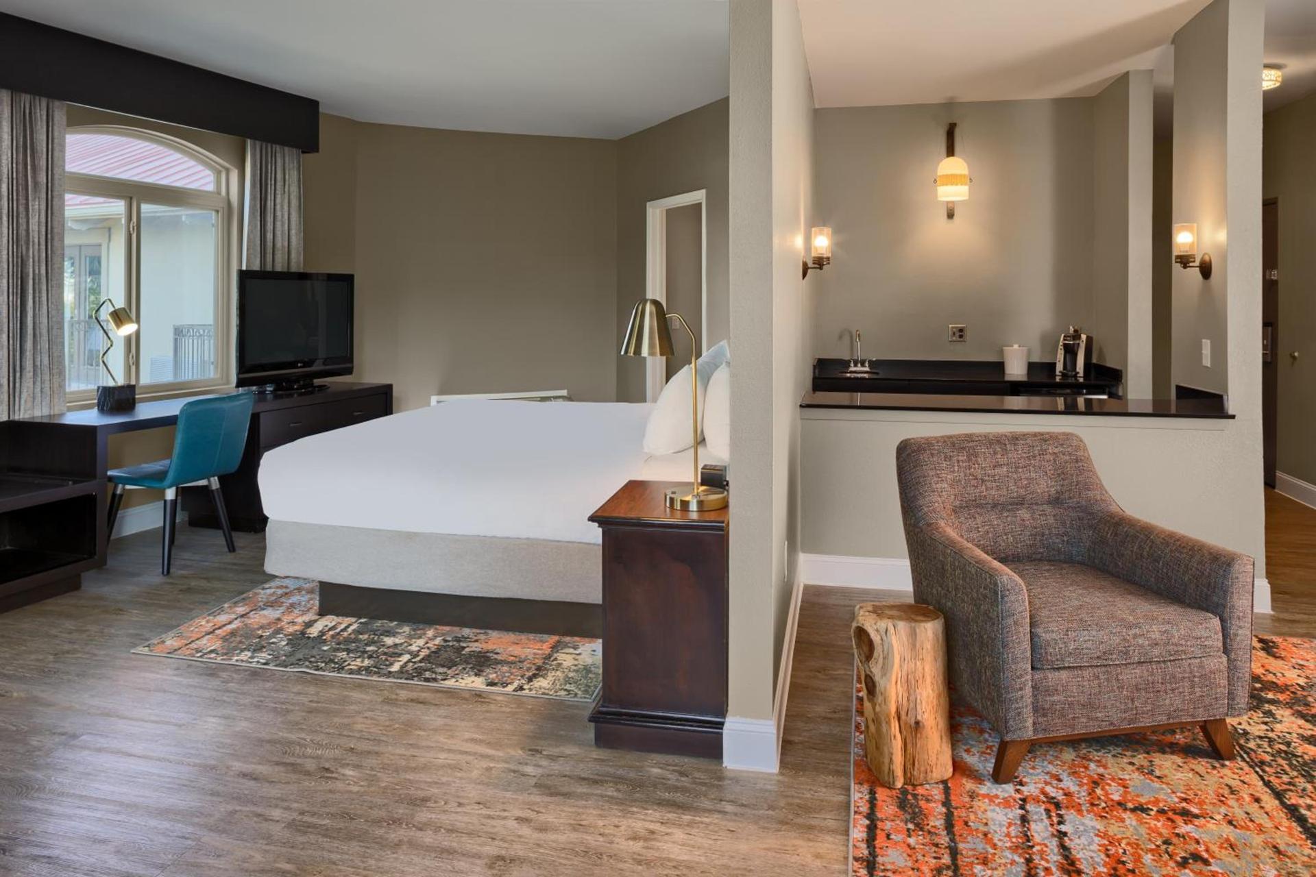 Hotel Indigo San Antonio Riverwalk by IHG photo 73