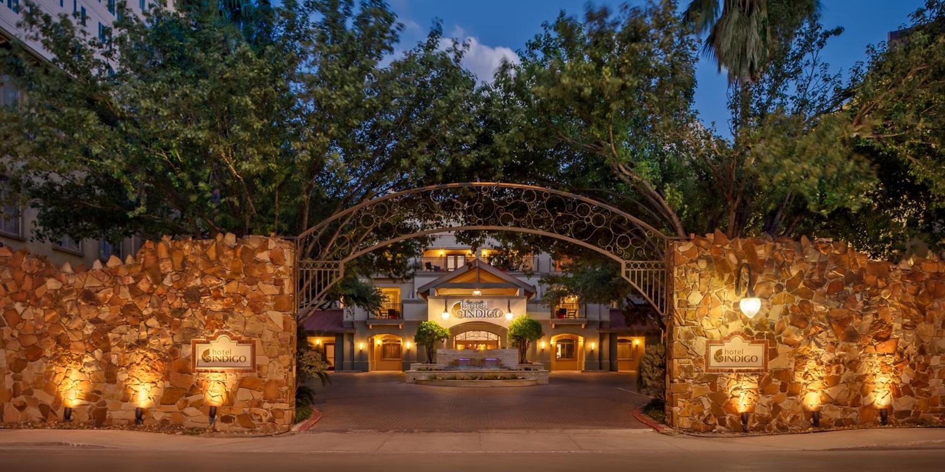 Hotel Indigo San Antonio Riverwalk by IHG photo 32