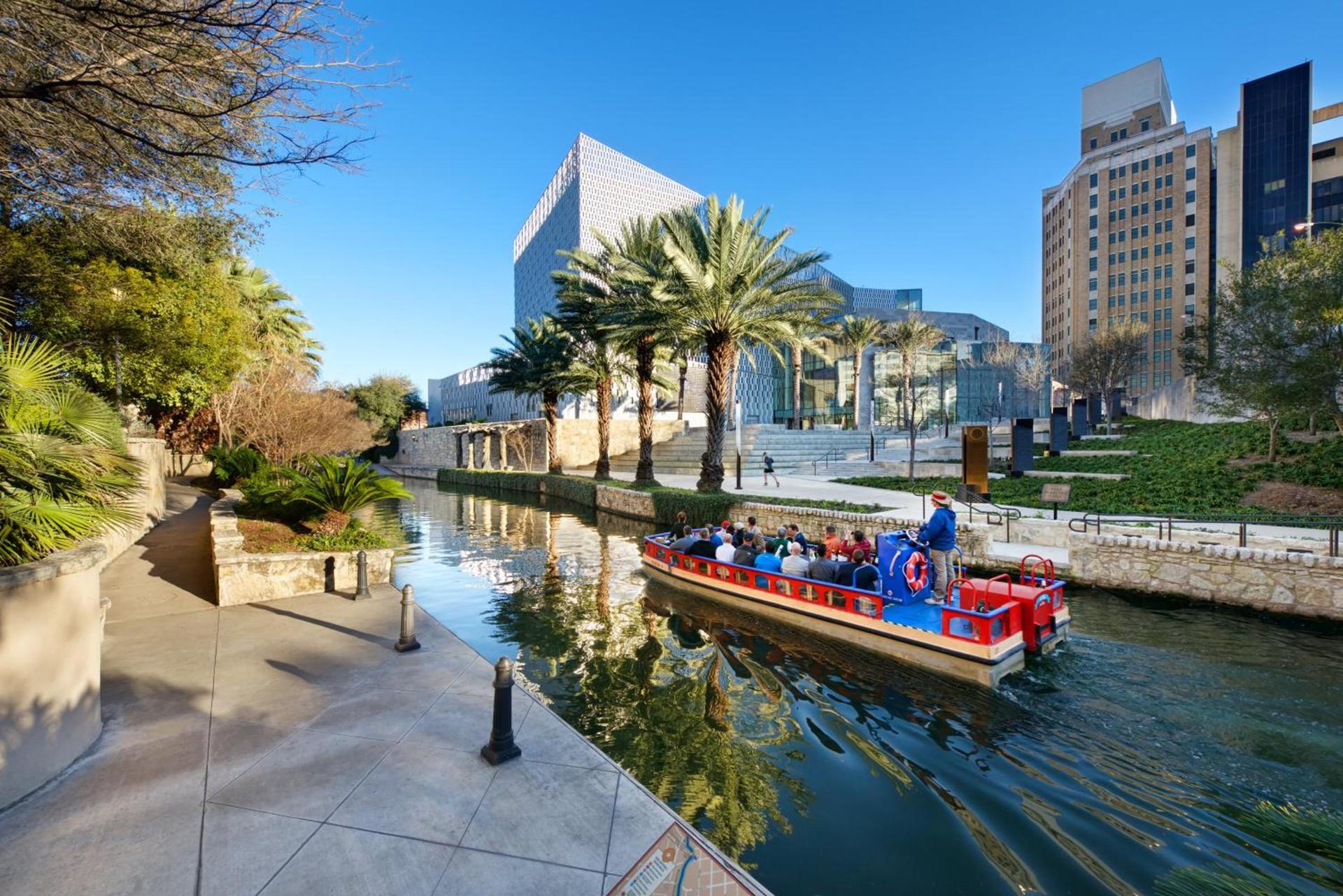 Hotel Indigo San Antonio Riverwalk by IHG photo 39