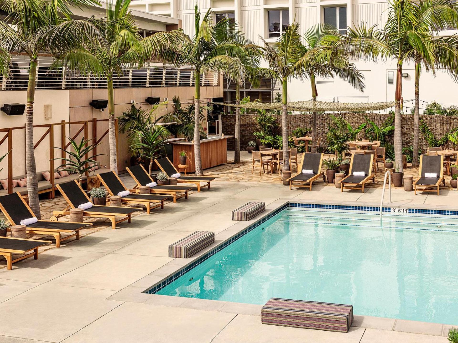 Hotel June West LA, a Member of Design Hotels photo 8