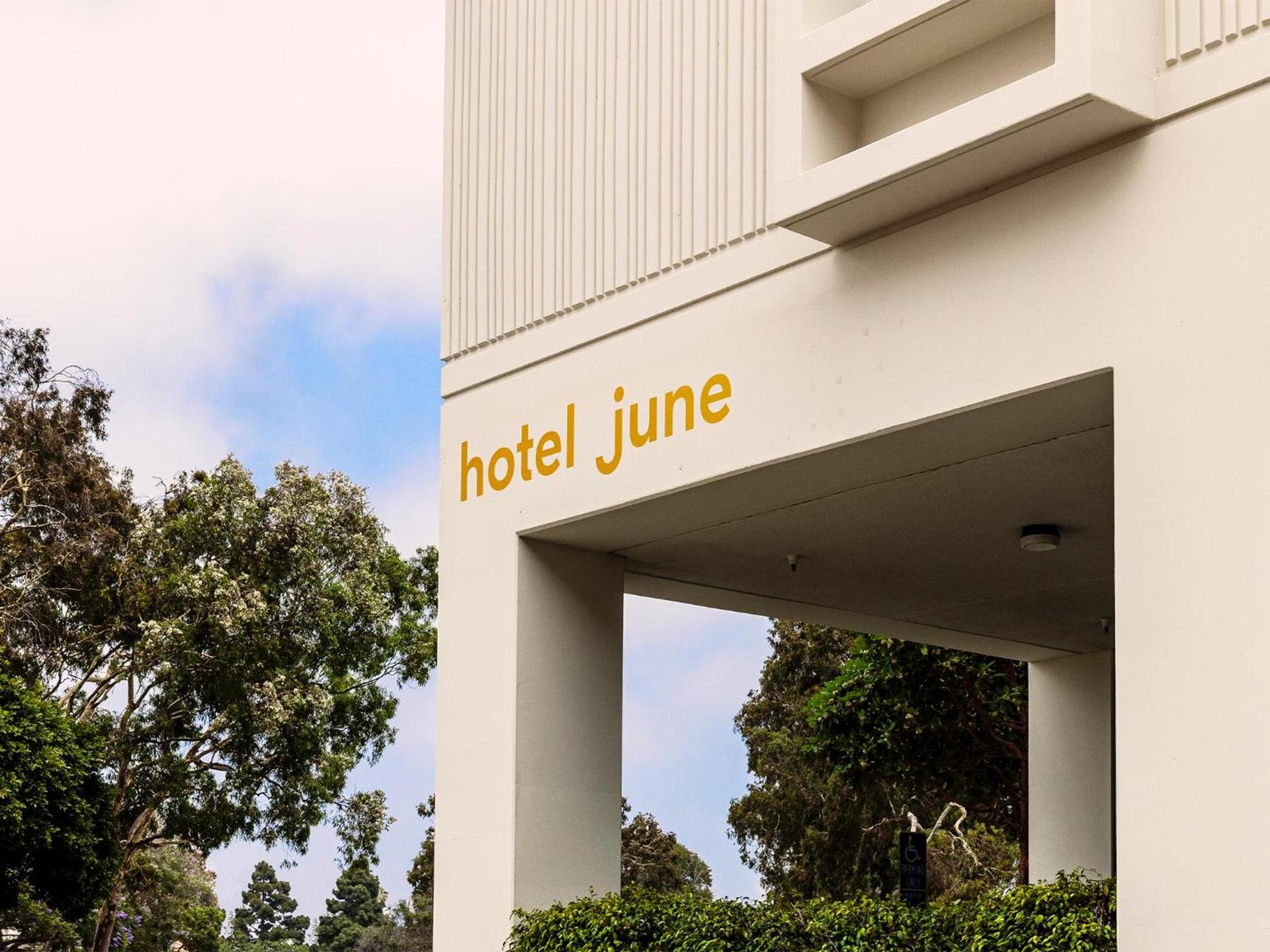 Hotel June West LA, a Member of Design Hotels photo 48