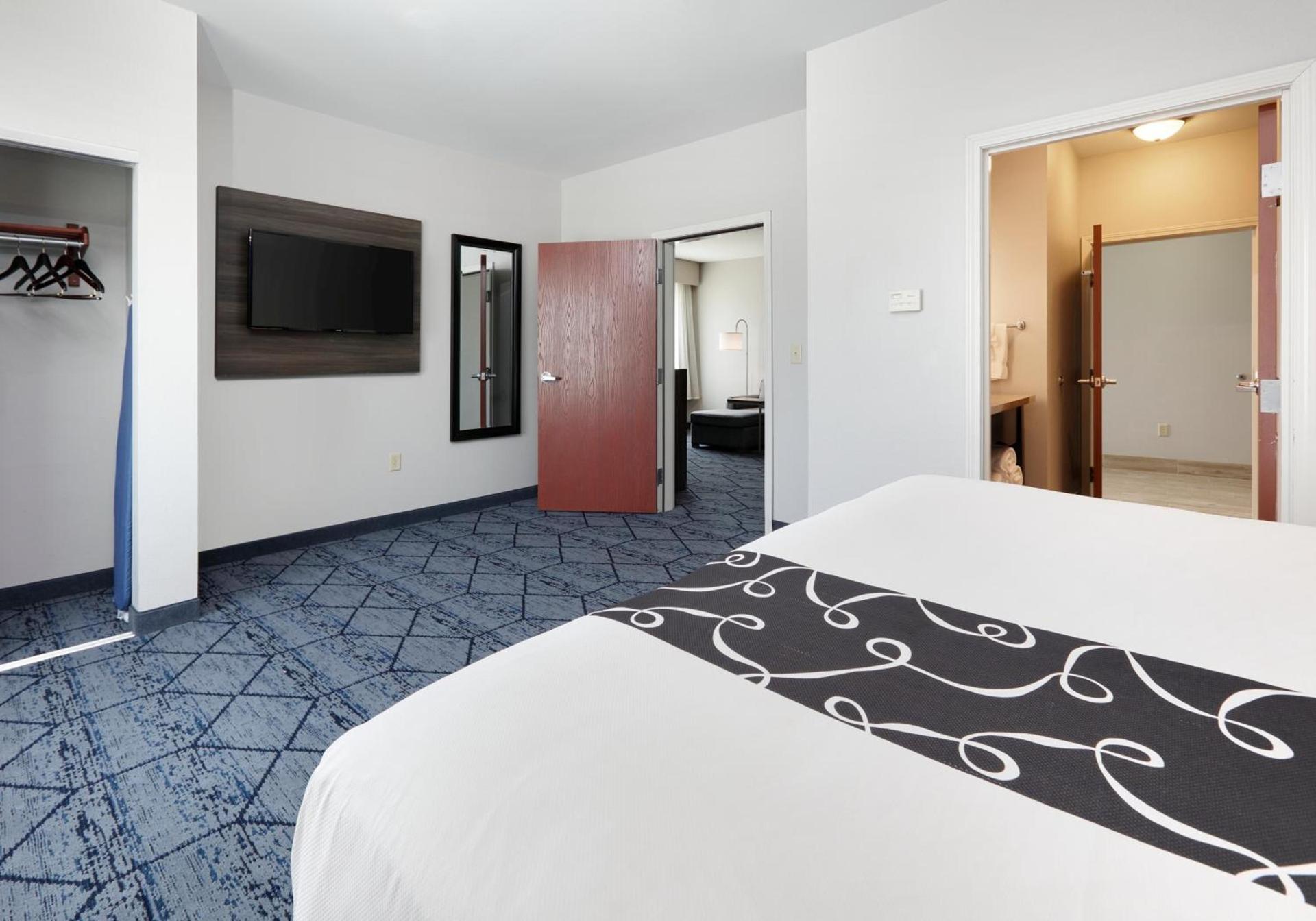 La Quinta by Wyndham Denton - University Drive photo 31