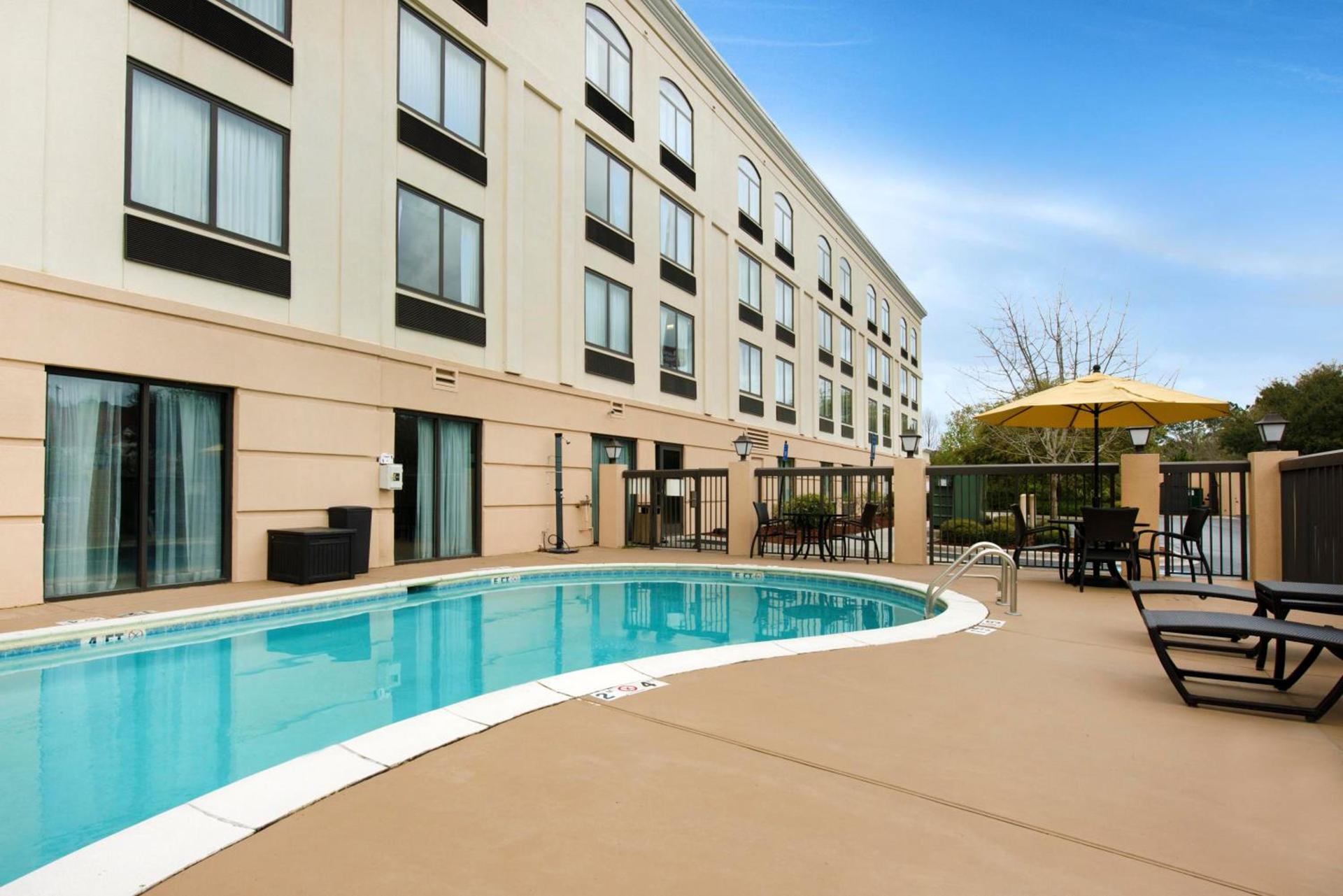 Holiday Inn Savannah South - I-95 Gateway by IHG photo 3