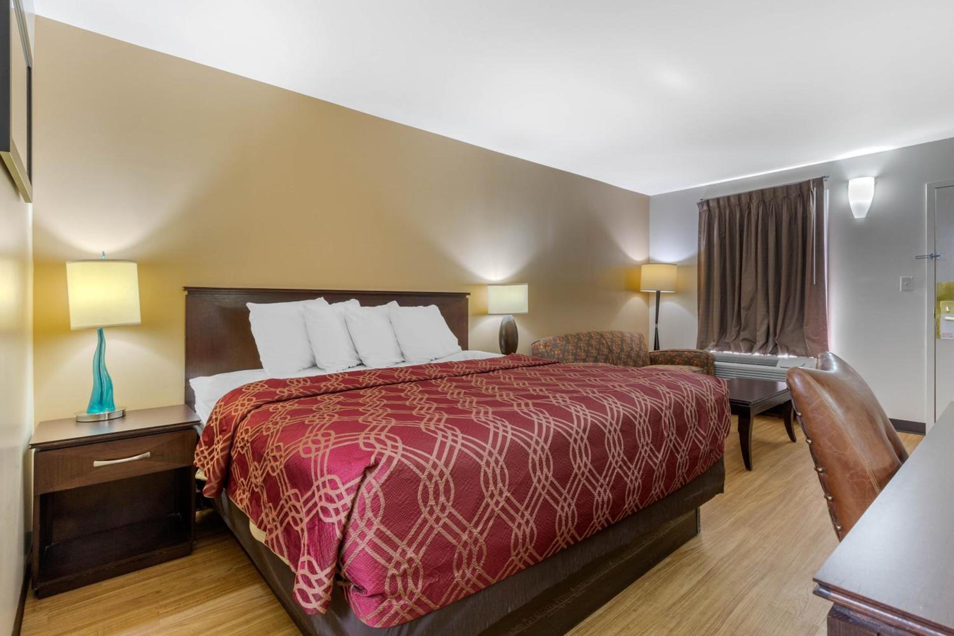 Econo Lodge Gaffney photo 16