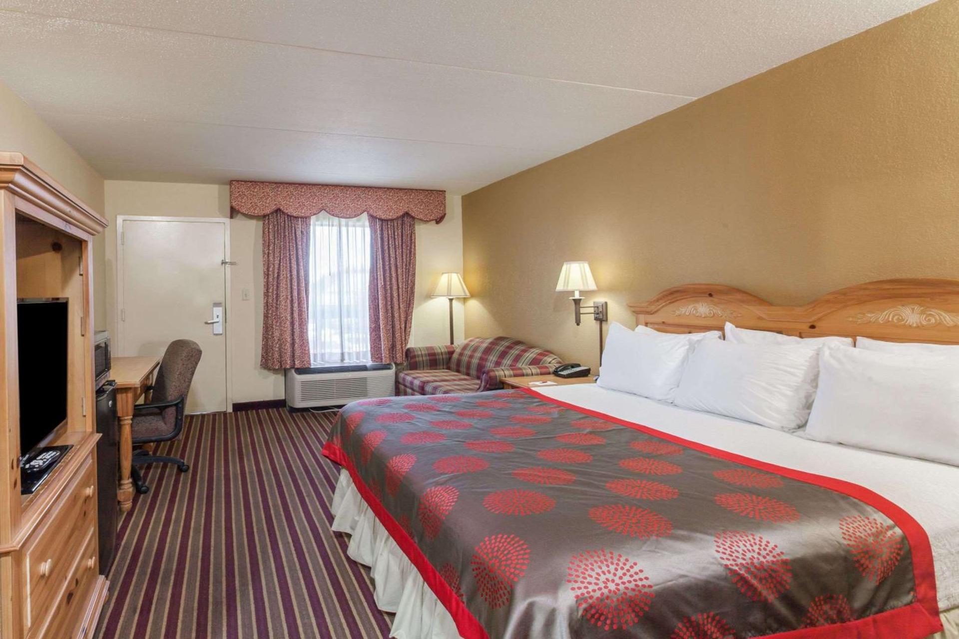 Ramada by Wyndham Lebanon photo 5