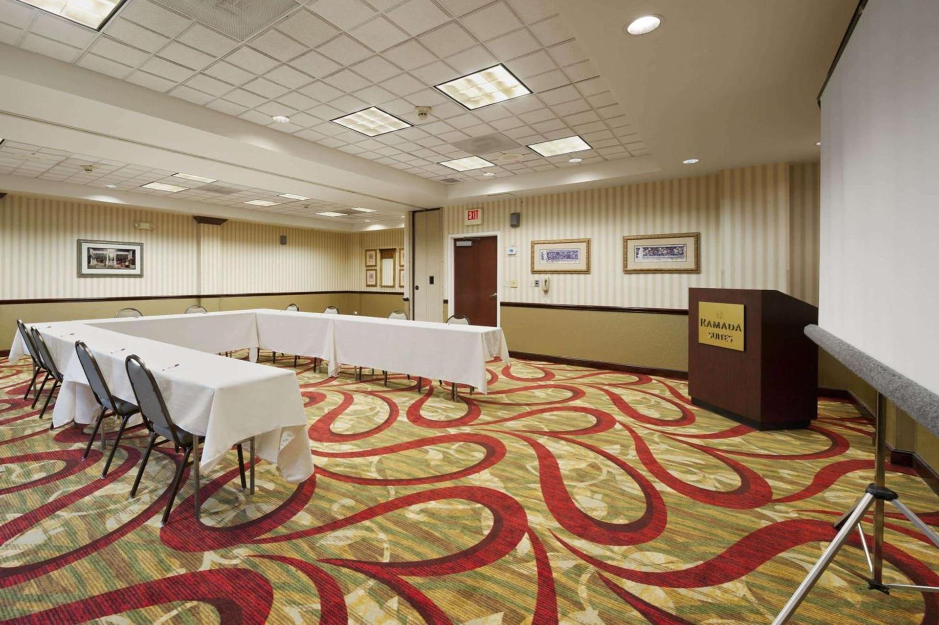 Ramada by Wyndham Suites Orlando Airport- Free Airport Shuttle photo 54