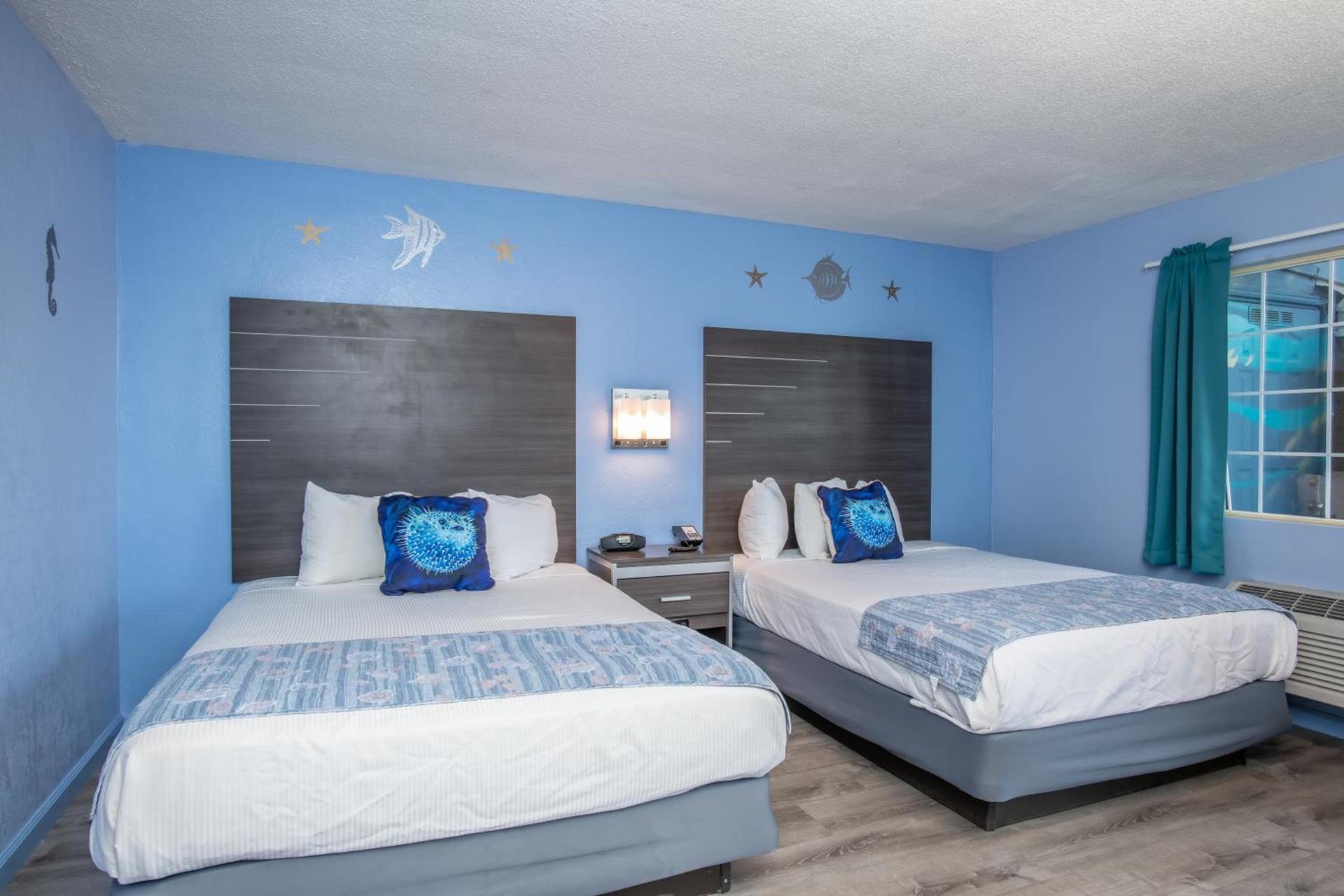 Aqua Breeze Inn photo 10