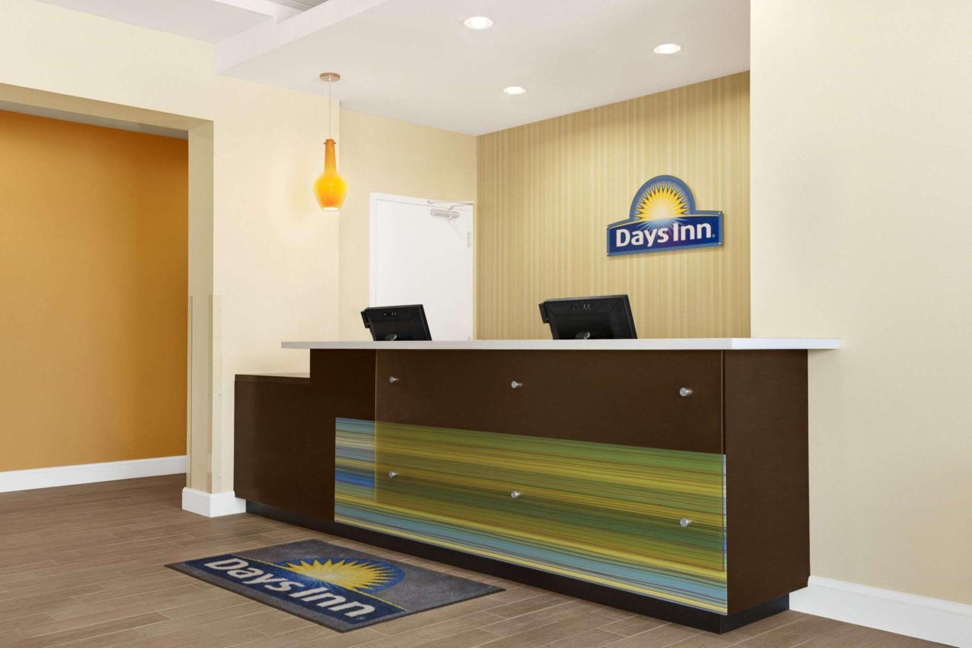 Spark by Hilton Victoria photo 3