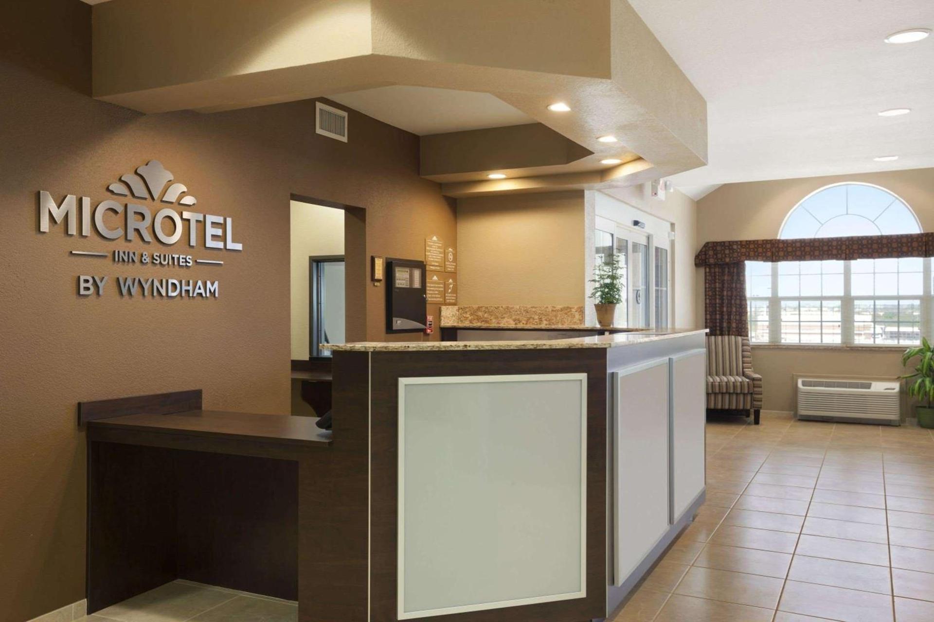 Microtel Inn & Suites Pleasanton photo 27