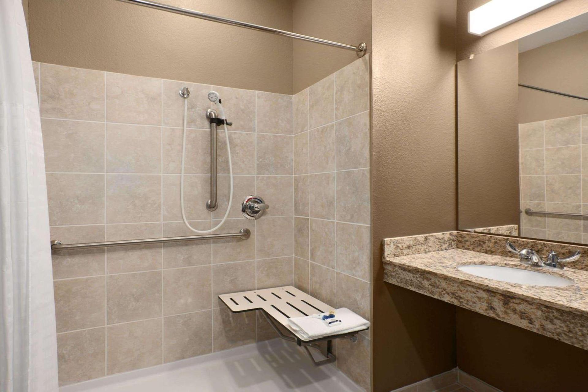Microtel Inn & Suites Pleasanton photo 30