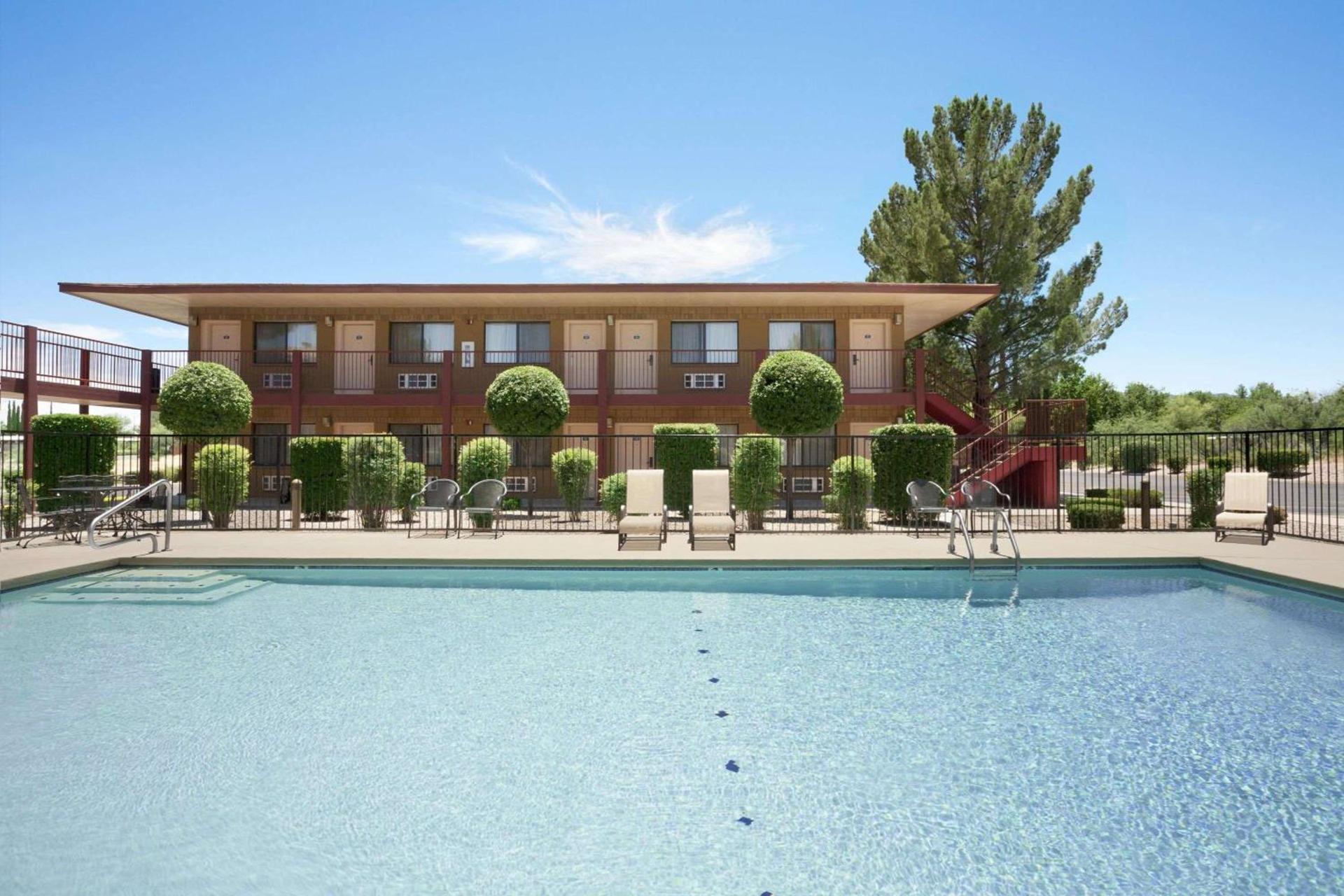 Sierra Inn Near Fort Huachuca AZ photo 3