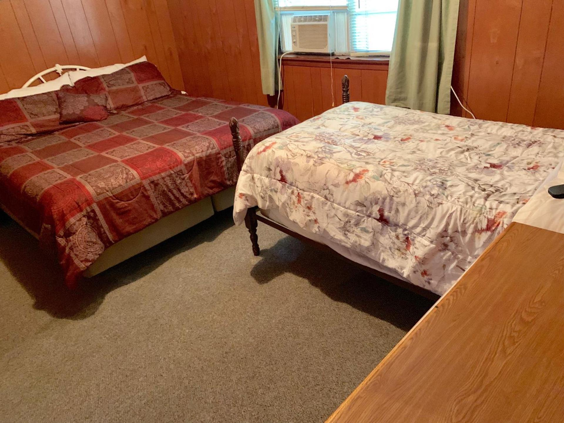 Phillips Historic Motel & Cottages photo 19