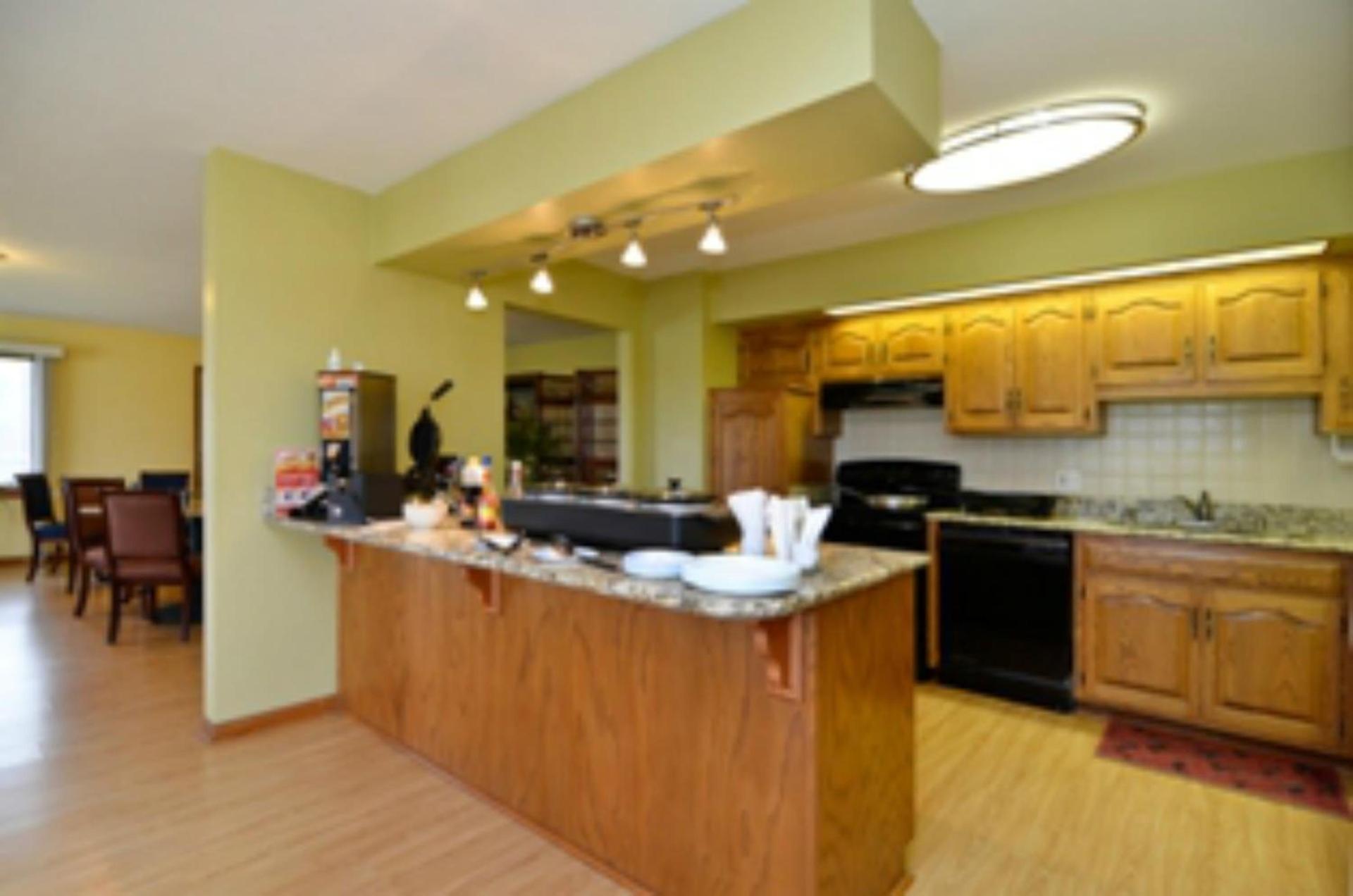 SureStay by Best Western Cameron photo 46