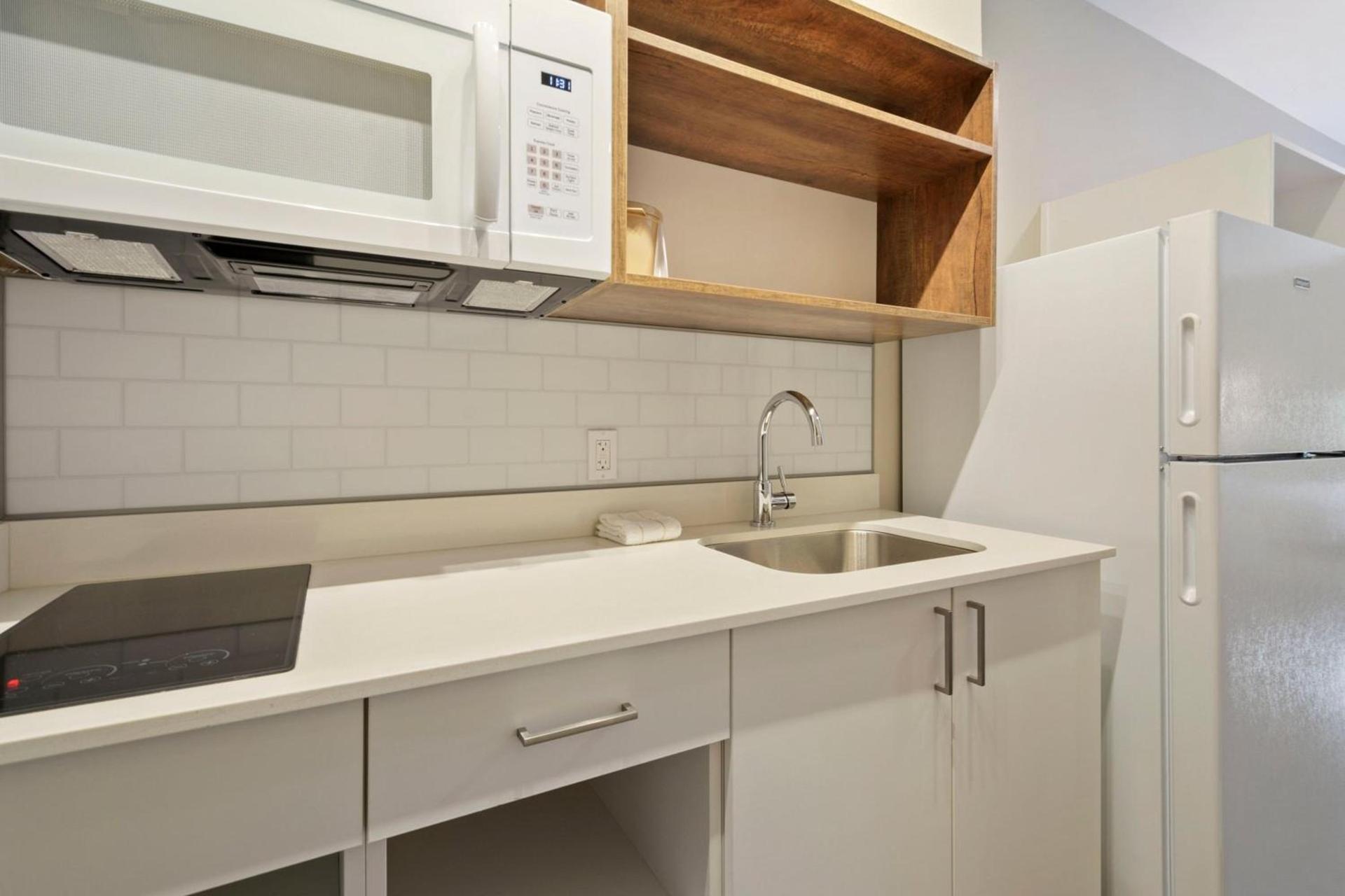Extended Stay America Premier Suites - Austin - Austin Airport photo 71