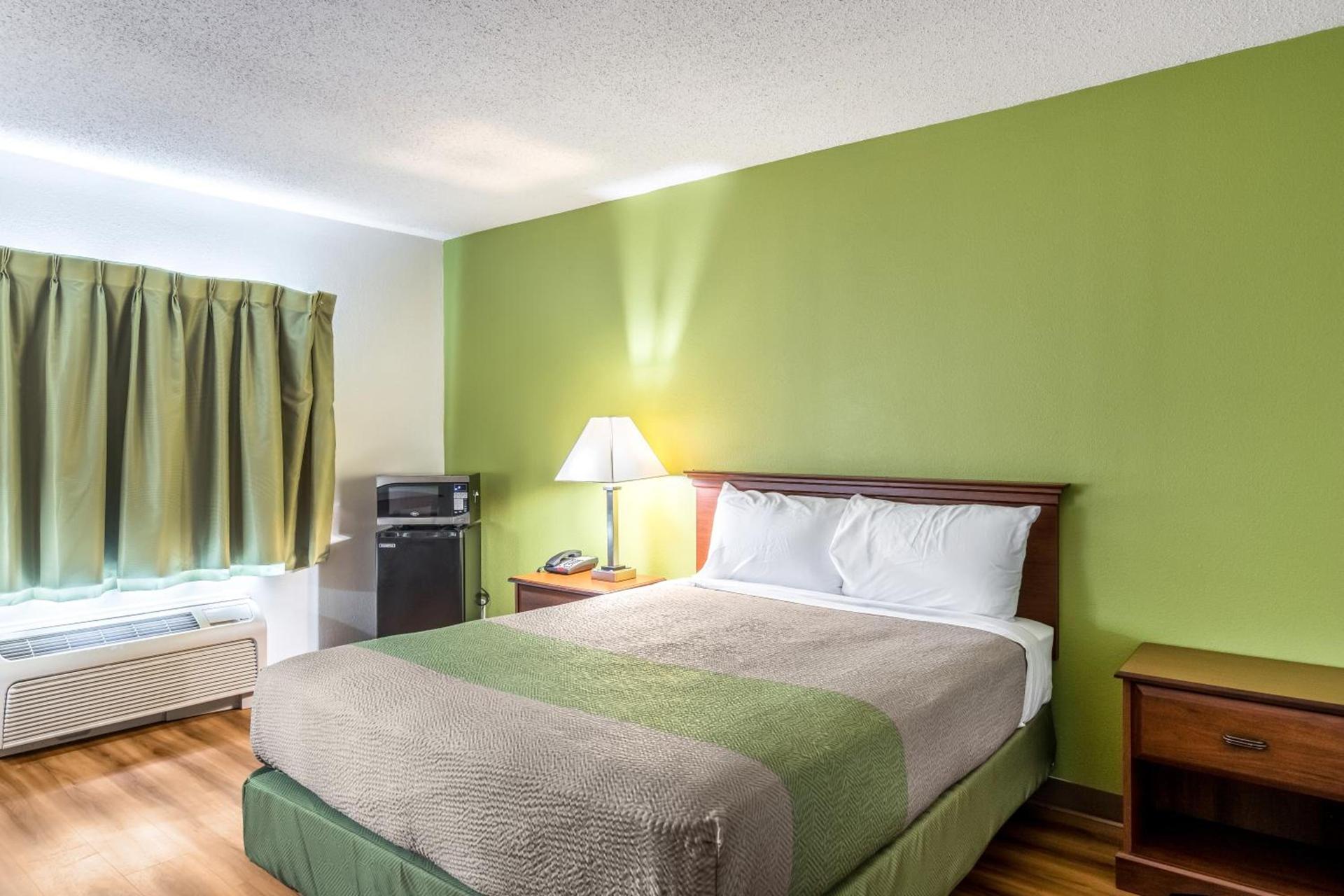 Motel 6 Petersburg, VA - Fort Lee photo 31