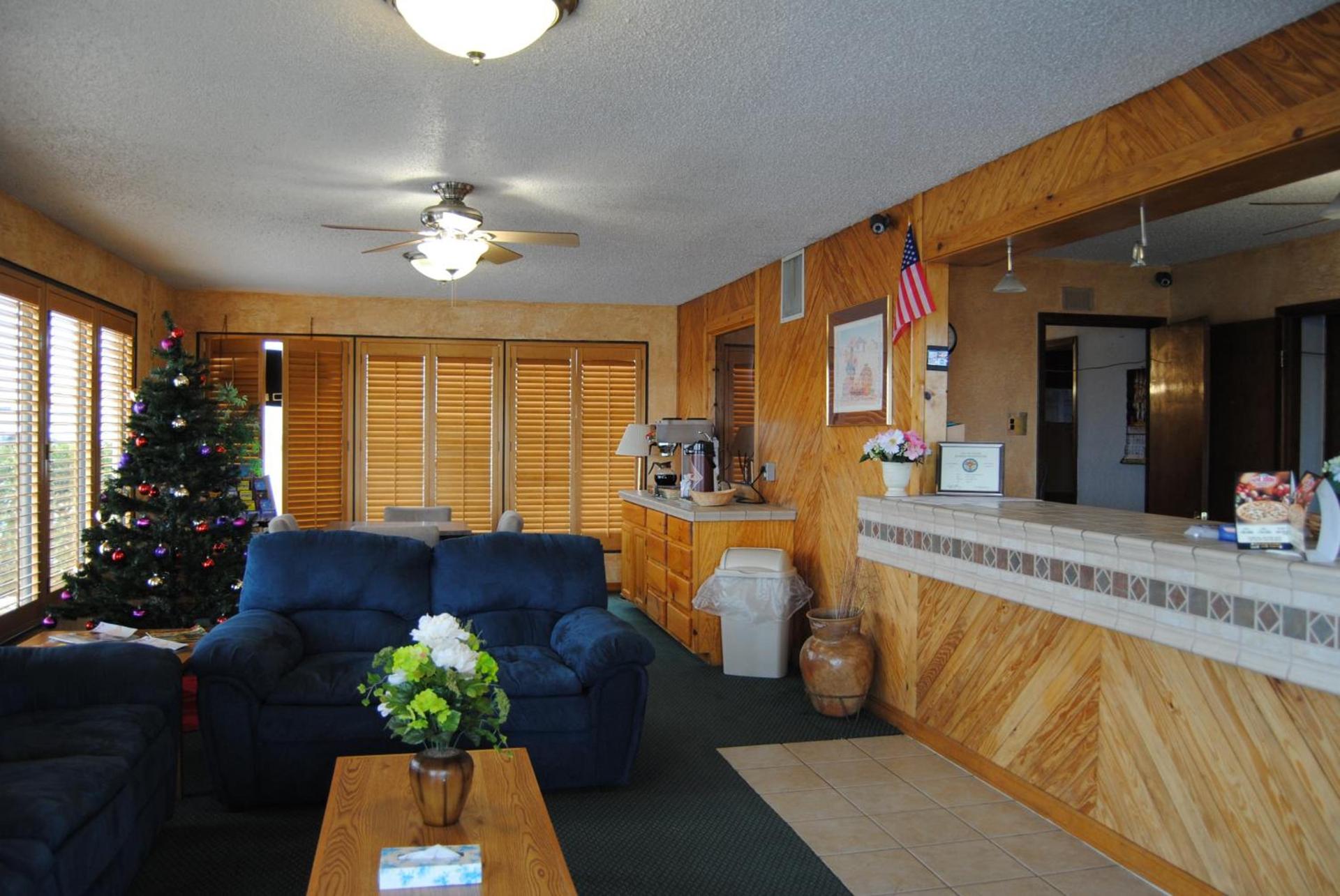 La Vista Inn photo 16