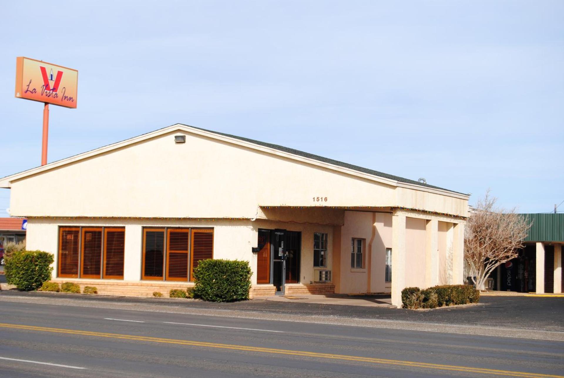 La Vista Inn photo 1
